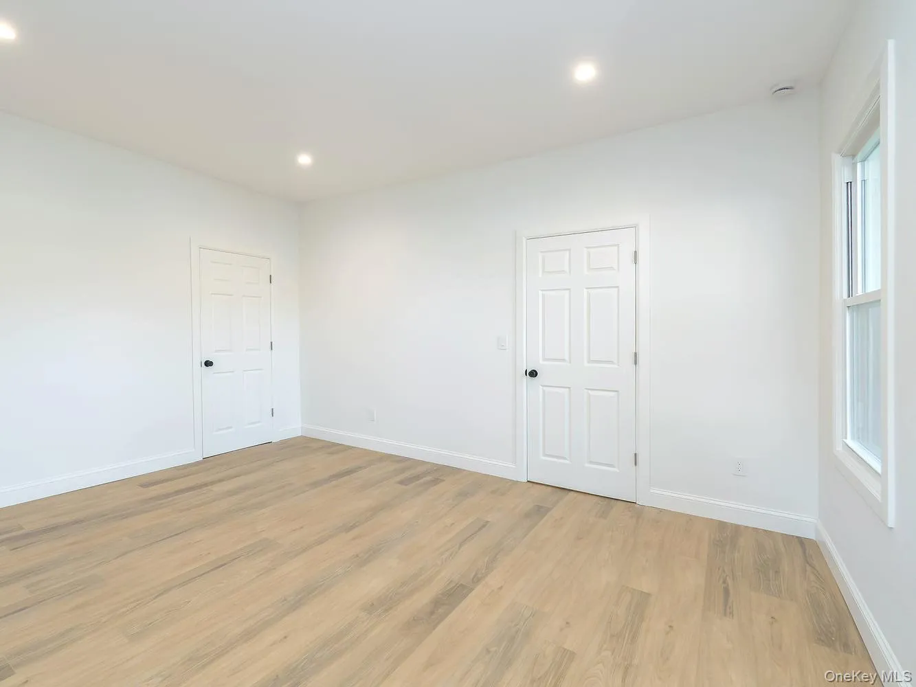 3 Rams Hill Road, Oyster Bay, NY, 1 Bedroom Bedrooms, 4 Rooms Rooms,1 BathroomBathrooms,Residential Lease,For Rent,Rams Hill,0,1034329 3 Rams Hill Road, Oyster Bay, NY, 1 Bedroom Bedrooms, 4 Rooms Rooms,1 BathroomBathrooms,Residential Lease,For Rent,Rams Hill,0,1034329
