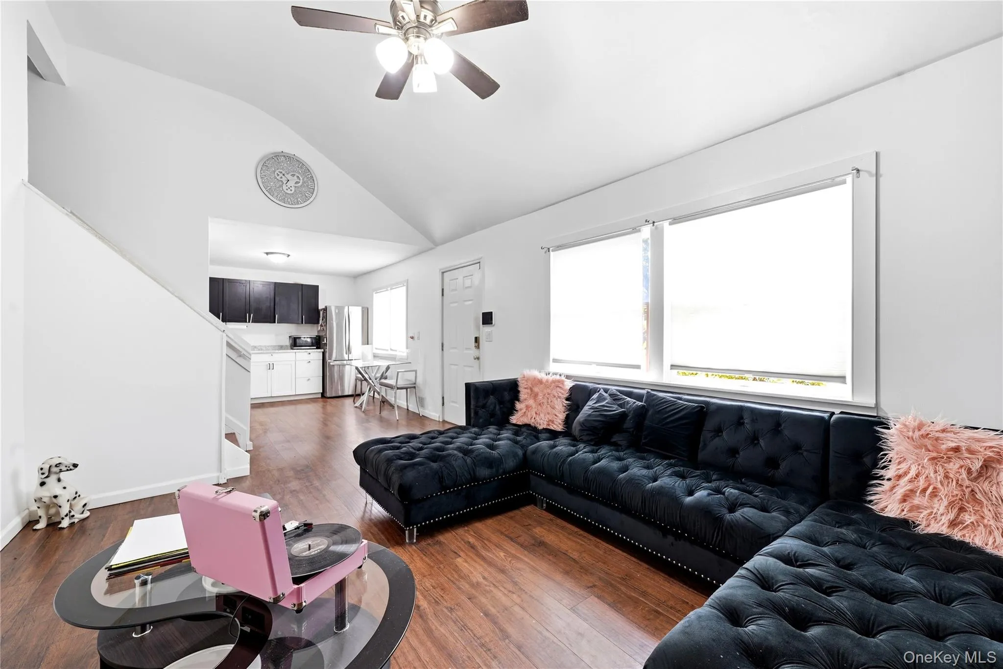 949 Taylor Avenue, Brookhaven, NY, 4 Bedrooms Bedrooms, 6 Rooms Rooms,2 BathroomsBathrooms,Residential,For Rent,Taylor,0,1034333 949 Taylor Avenue, Brookhaven, NY, 4 Bedrooms Bedrooms, 6 Rooms Rooms,2 BathroomsBathrooms,Residential,For Rent,Taylor,0,1034333