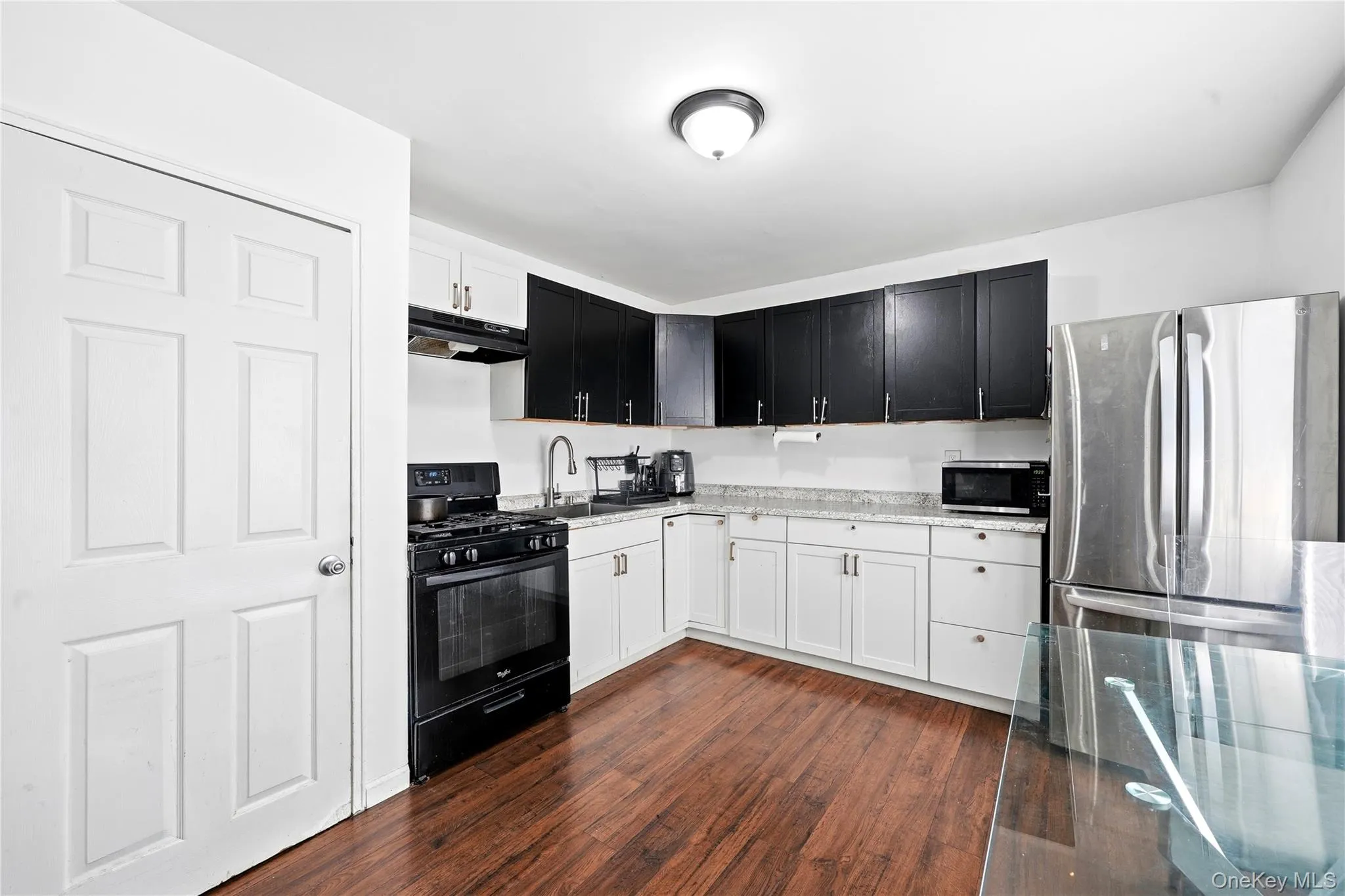 949 Taylor Avenue, Brookhaven, NY, 4 Bedrooms Bedrooms, 6 Rooms Rooms,2 BathroomsBathrooms,Residential,For Rent,Taylor,0,1034333 949 Taylor Avenue, Brookhaven, NY, 4 Bedrooms Bedrooms, 6 Rooms Rooms,2 BathroomsBathrooms,Residential,For Rent,Taylor,0,1034333