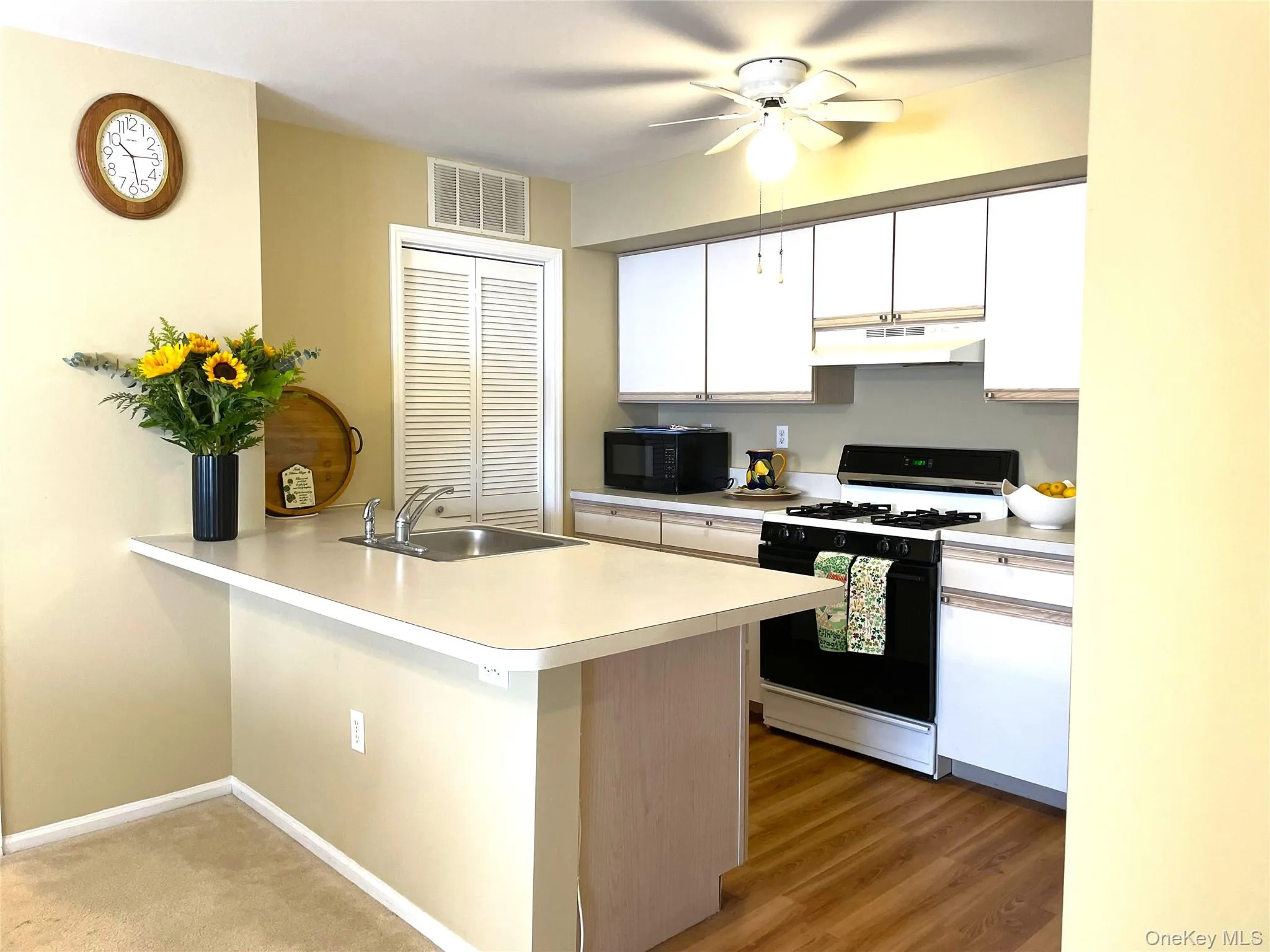 660 Crooked Hill Road, Orangetown, NY, 1 Bedroom Bedrooms, 4 Rooms Rooms,2 BathroomsBathrooms,Residential,For Rent,Crooked Hill,0,1034335 660 Crooked Hill Road, Orangetown, NY, 1 Bedroom Bedrooms, 4 Rooms Rooms,2 BathroomsBathrooms,Residential,For Rent,Crooked Hill,0,1034335