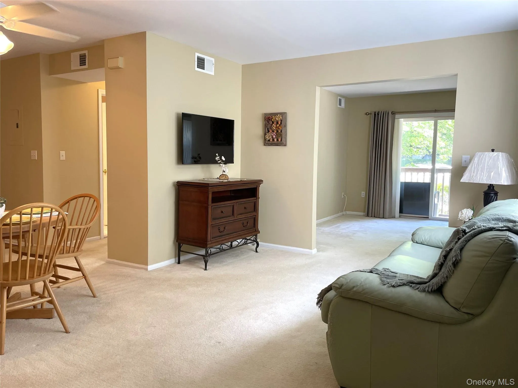 660 Crooked Hill Road, Orangetown, NY, 1 Bedroom Bedrooms, 4 Rooms Rooms,2 BathroomsBathrooms,Residential,For Rent,Crooked Hill,0,1034335 660 Crooked Hill Road, Orangetown, NY, 1 Bedroom Bedrooms, 4 Rooms Rooms,2 BathroomsBathrooms,Residential,For Rent,Crooked Hill,0,1034335