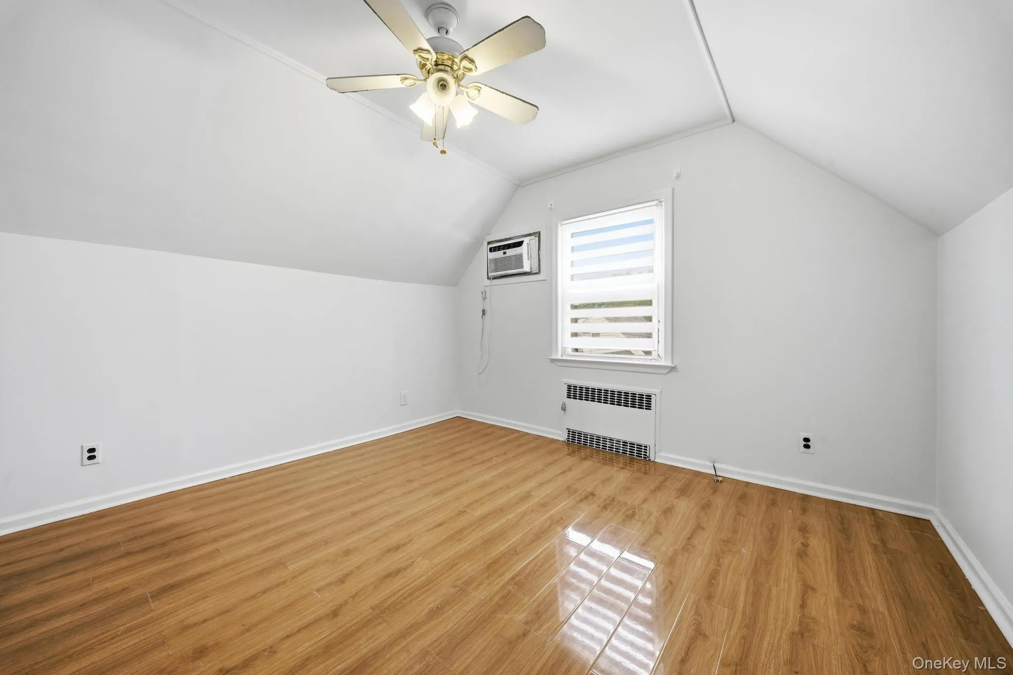 5332 187th Street, New York, NY, 4 Bedrooms Bedrooms, 7 Rooms Rooms,2 BathroomsBathrooms,Residential,For Rent,187th,0,1034337 5332 187th Street, New York, NY, 4 Bedrooms Bedrooms, 7 Rooms Rooms,2 BathroomsBathrooms,Residential,For Rent,187th,0,1034337