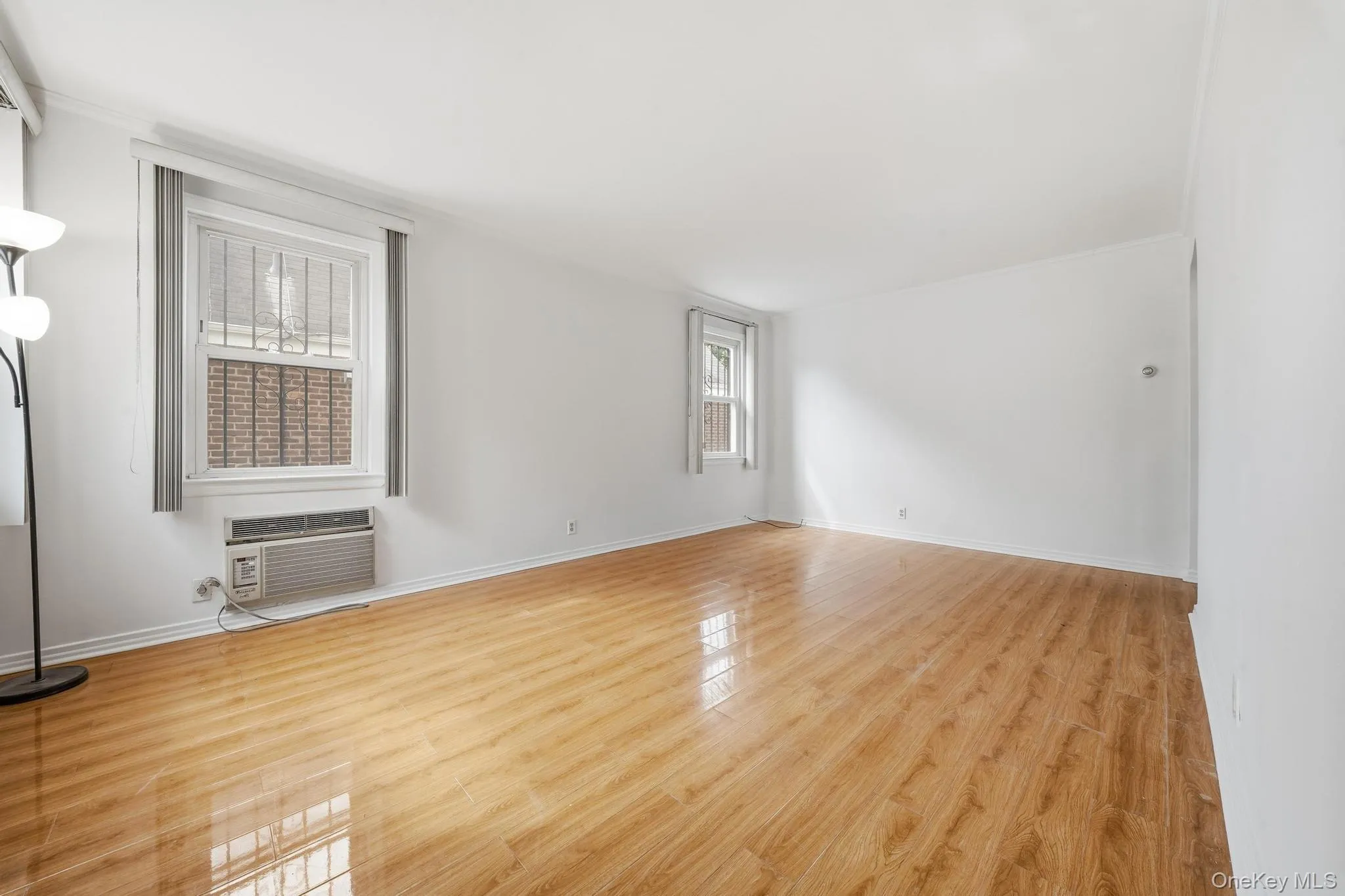 5332 187th Street, New York, NY, 4 Bedrooms Bedrooms, 7 Rooms Rooms,2 BathroomsBathrooms,Residential,For Rent,187th,0,1034337 5332 187th Street, New York, NY, 4 Bedrooms Bedrooms, 7 Rooms Rooms,2 BathroomsBathrooms,Residential,For Rent,187th,0,1034337