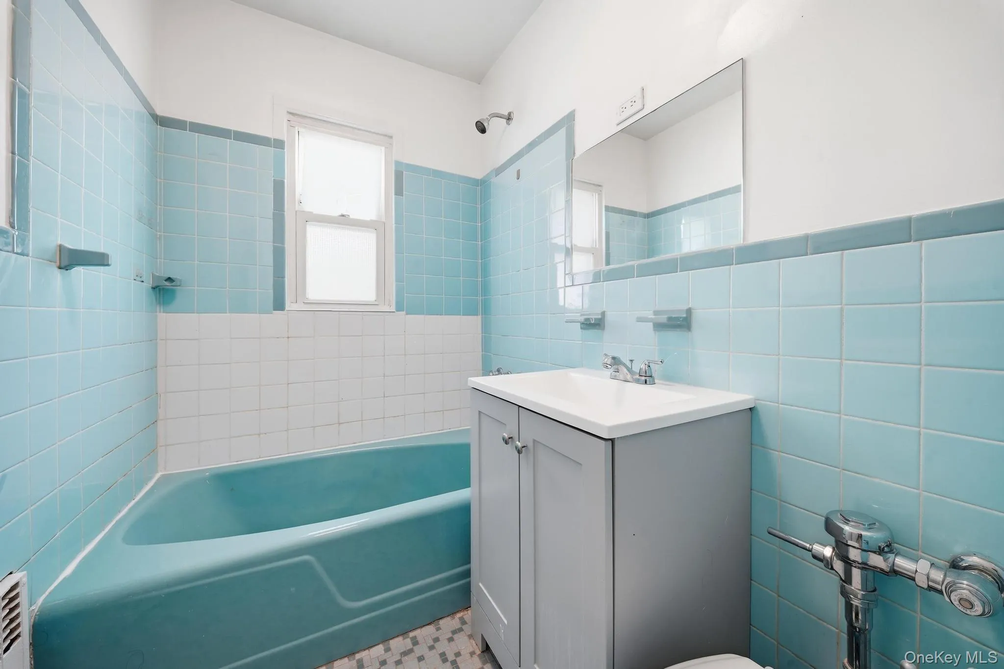 5332 187th Street, New York, NY, 4 Bedrooms Bedrooms, 7 Rooms Rooms,2 BathroomsBathrooms,Residential,For Rent,187th,0,1034337 5332 187th Street, New York, NY, 4 Bedrooms Bedrooms, 7 Rooms Rooms,2 BathroomsBathrooms,Residential,For Rent,187th,0,1034337