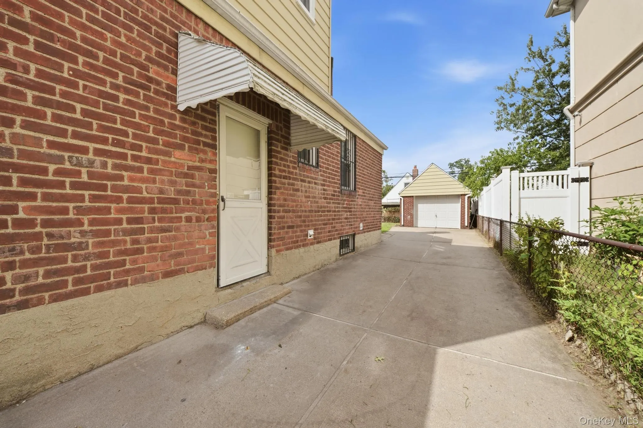5332 187th Street, New York, NY, 4 Bedrooms Bedrooms, 7 Rooms Rooms,2 BathroomsBathrooms,Residential,For Rent,187th,0,1034337 5332 187th Street, New York, NY, 4 Bedrooms Bedrooms, 7 Rooms Rooms,2 BathroomsBathrooms,Residential,For Rent,187th,0,1034337