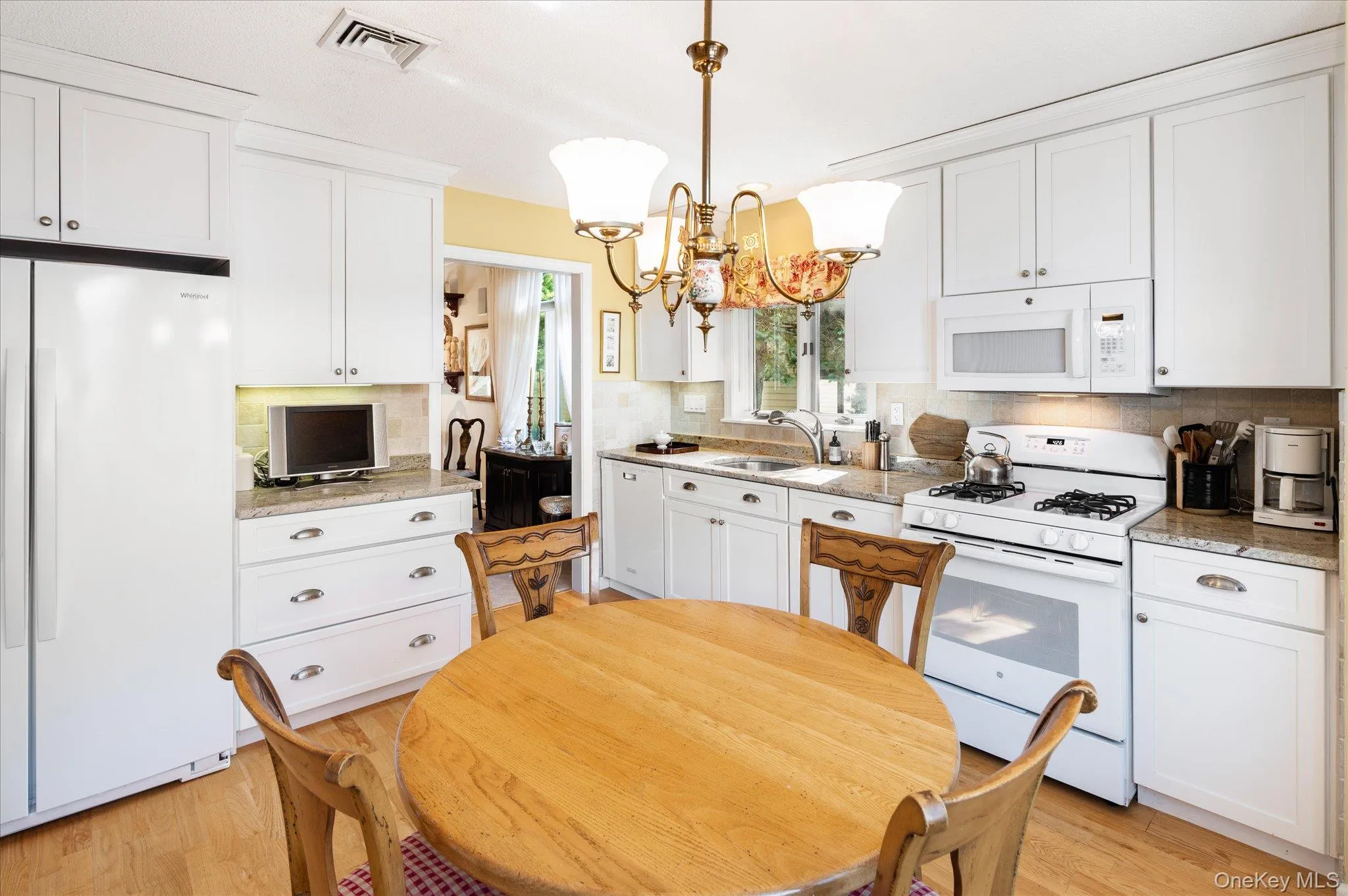 813 Heritage Hills, Somers, NY, 2 Bedrooms Bedrooms, 5 Rooms Rooms,2 BathroomsBathrooms,Residential,For Rent,Heritage,0,1034338 813 Heritage Hills, Somers, NY, 2 Bedrooms Bedrooms, 5 Rooms Rooms,2 BathroomsBathrooms,Residential,For Rent,Heritage,0,1034338