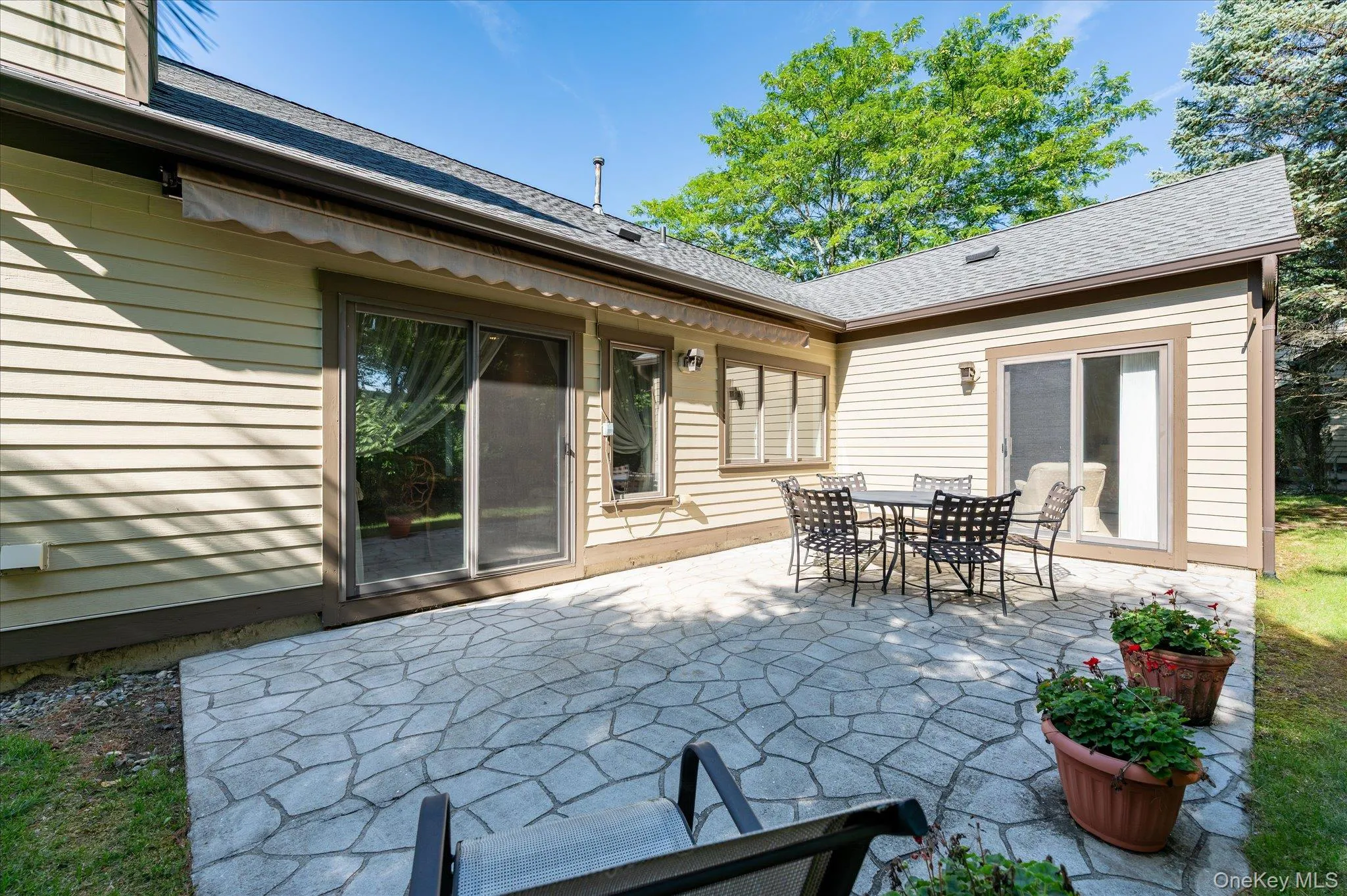 813 Heritage Hills, Somers, NY, 2 Bedrooms Bedrooms, 5 Rooms Rooms,2 BathroomsBathrooms,Residential,For Rent,Heritage,0,1034338 813 Heritage Hills, Somers, NY, 2 Bedrooms Bedrooms, 5 Rooms Rooms,2 BathroomsBathrooms,Residential,For Rent,Heritage,0,1034338