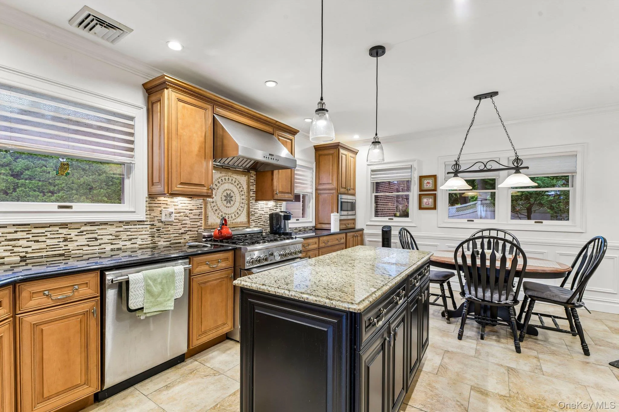 110 William Street, North Hempstead, NY, 4 Bedrooms Bedrooms, 8 Rooms Rooms,2 BathroomsBathrooms,Residential,For Rent,William,0,1034339 110 William Street, North Hempstead, NY, 4 Bedrooms Bedrooms, 8 Rooms Rooms,2 BathroomsBathrooms,Residential,For Rent,William,0,1034339