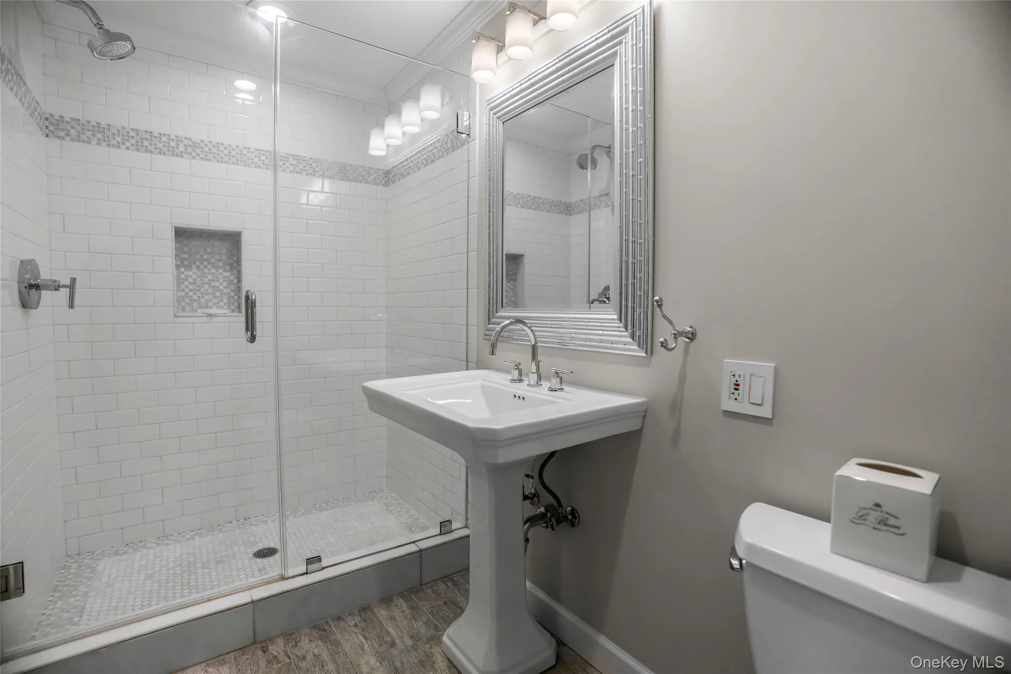 589 Caledonia Road, Huntington, NY, 5 Bedrooms Bedrooms, 10 Rooms Rooms,4 BathroomsBathrooms,Residential,For Rent,Caledonia,0,1034343 589 Caledonia Road, Huntington, NY, 5 Bedrooms Bedrooms, 10 Rooms Rooms,4 BathroomsBathrooms,Residential,For Rent,Caledonia,0,1034343