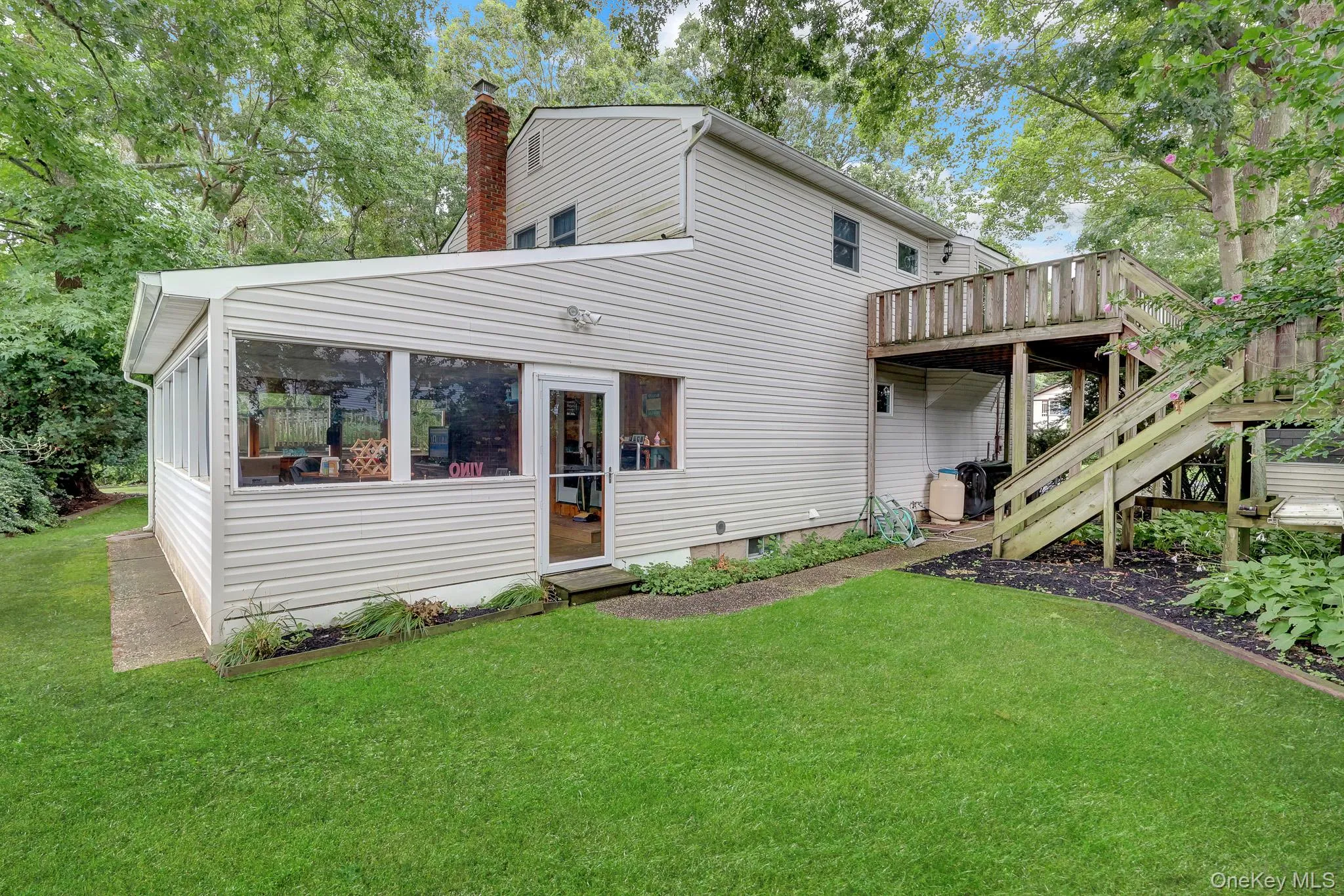 41 Main Avenue, Brookhaven, NY, 3 Bedrooms Bedrooms, 6 Rooms Rooms,2 BathroomsBathrooms,Residential,For Rent,Main,0,1034345 41 Main Avenue, Brookhaven, NY, 3 Bedrooms Bedrooms, 6 Rooms Rooms,2 BathroomsBathrooms,Residential,For Rent,Main,0,1034345