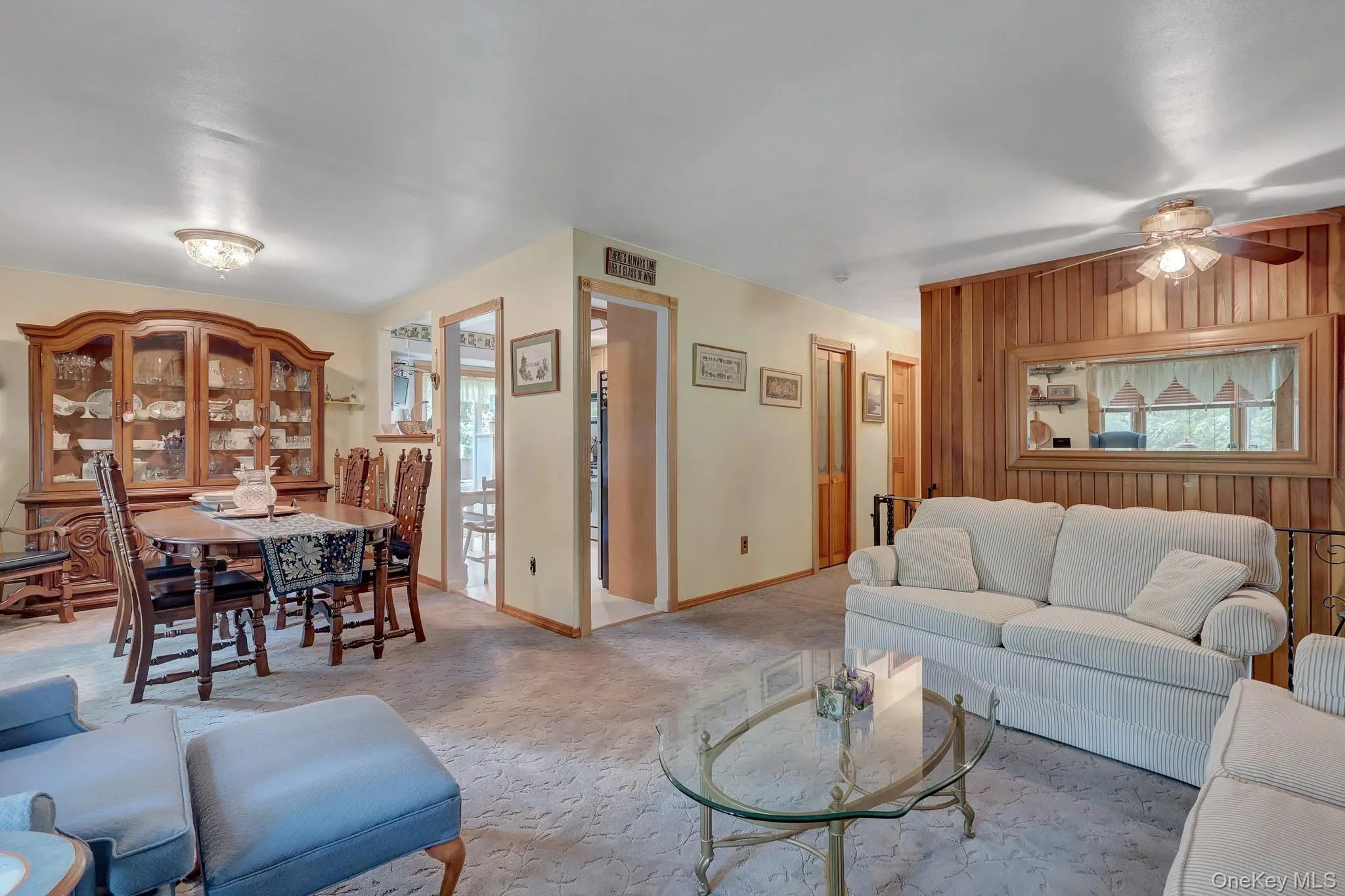 41 Main Avenue, Brookhaven, NY, 3 Bedrooms Bedrooms, 6 Rooms Rooms,2 BathroomsBathrooms,Residential,For Rent,Main,0,1034345 41 Main Avenue, Brookhaven, NY, 3 Bedrooms Bedrooms, 6 Rooms Rooms,2 BathroomsBathrooms,Residential,For Rent,Main,0,1034345