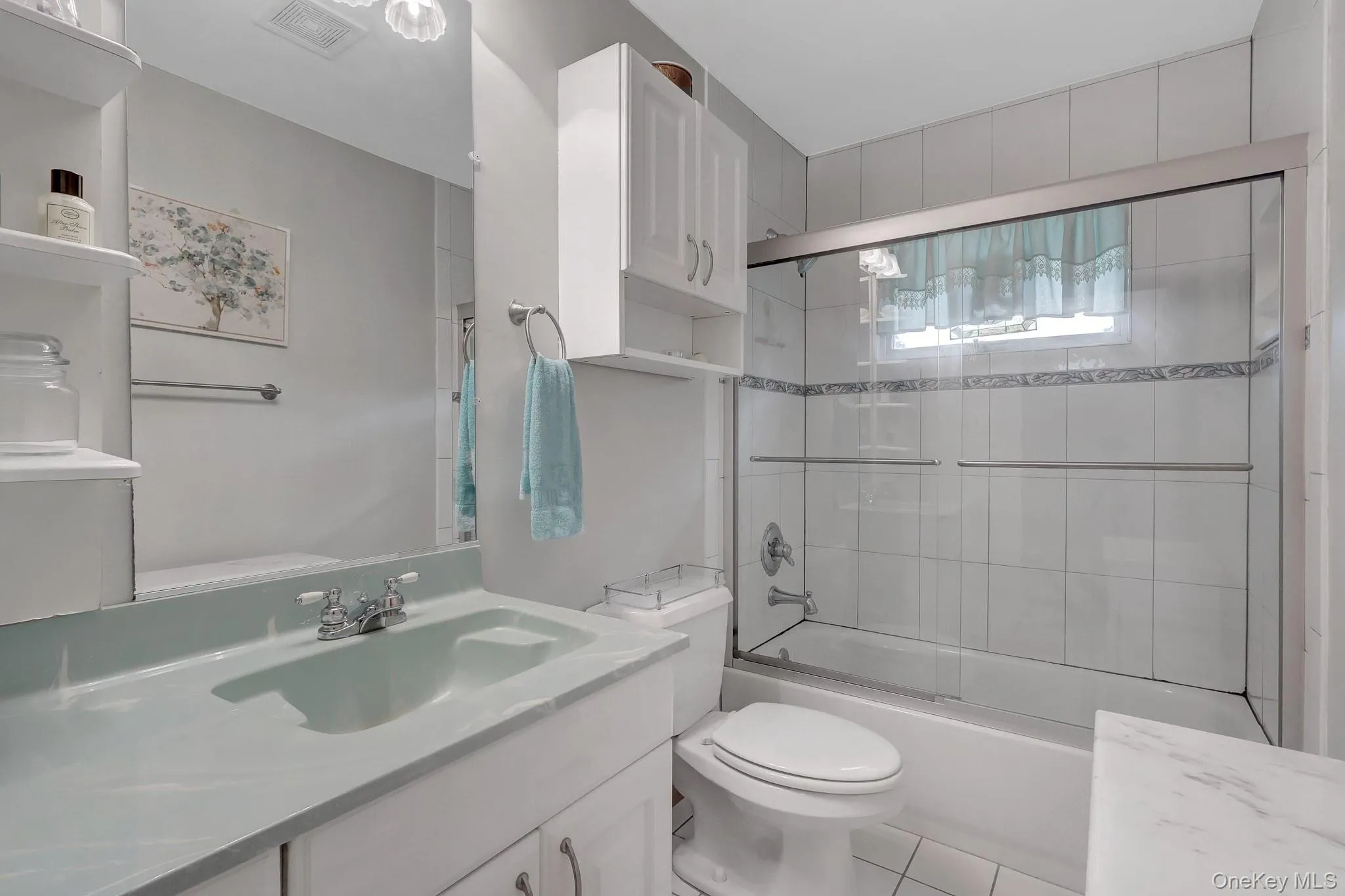 41 Main Avenue, Brookhaven, NY, 3 Bedrooms Bedrooms, 6 Rooms Rooms,2 BathroomsBathrooms,Residential,For Rent,Main,0,1034345 41 Main Avenue, Brookhaven, NY, 3 Bedrooms Bedrooms, 6 Rooms Rooms,2 BathroomsBathrooms,Residential,For Rent,Main,0,1034345