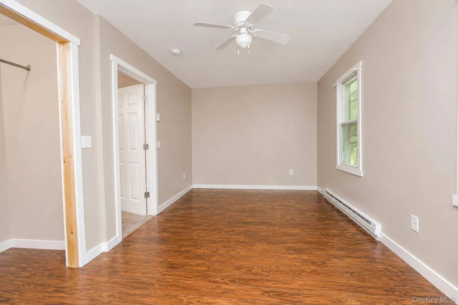 69 Glazer Drive, Wallkill, NY, 1 Bedroom Bedrooms, 5 Rooms Rooms,1 BathroomBathrooms,Residential,For Rent,Glazer,0,1034346 69 Glazer Drive, Wallkill, NY, 1 Bedroom Bedrooms, 5 Rooms Rooms,1 BathroomBathrooms,Residential,For Rent,Glazer,0,1034346