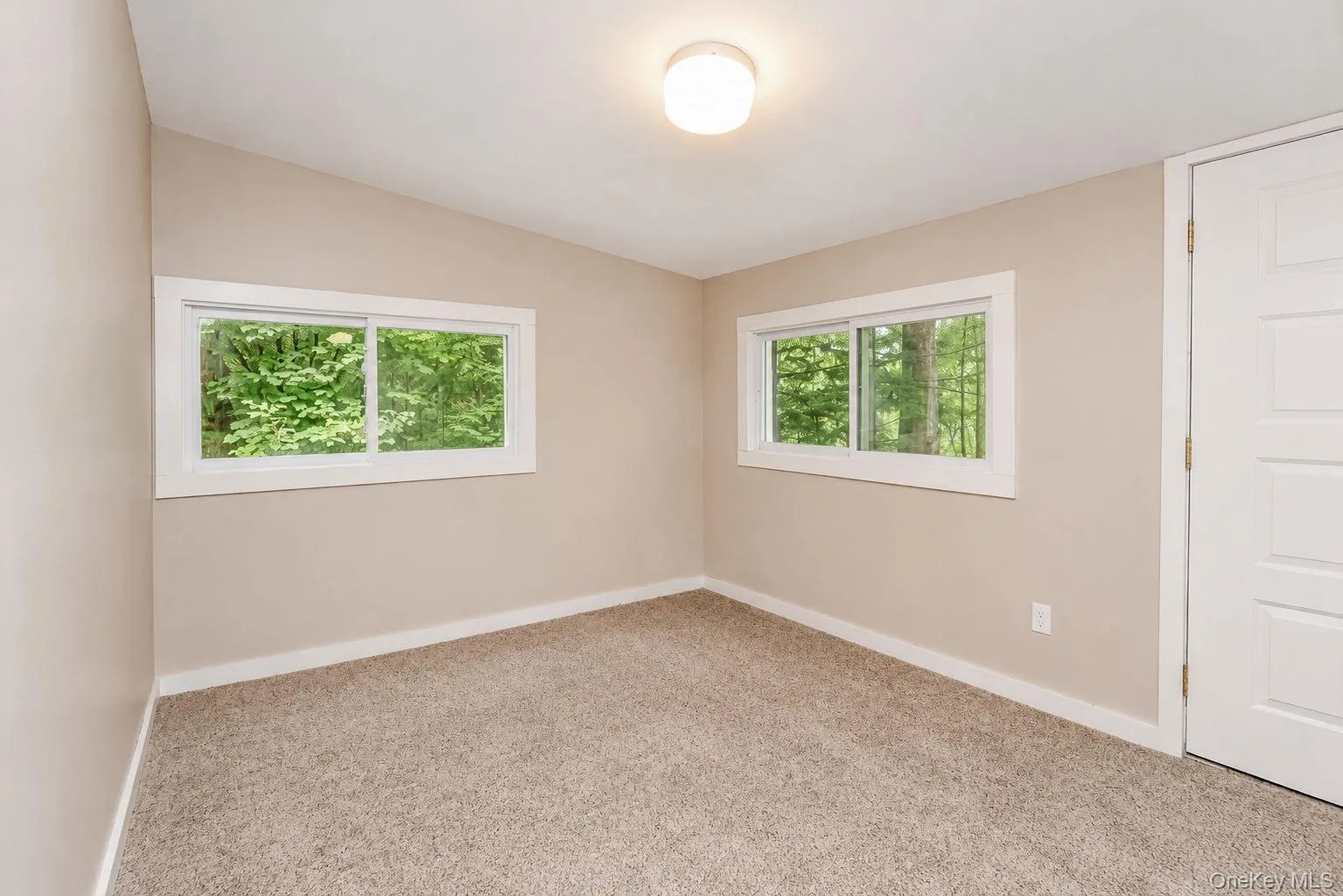 69 Glazer Drive, Wallkill, NY, 1 Bedroom Bedrooms, 5 Rooms Rooms,1 BathroomBathrooms,Residential,For Rent,Glazer,0,1034346 69 Glazer Drive, Wallkill, NY, 1 Bedroom Bedrooms, 5 Rooms Rooms,1 BathroomBathrooms,Residential,For Rent,Glazer,0,1034346