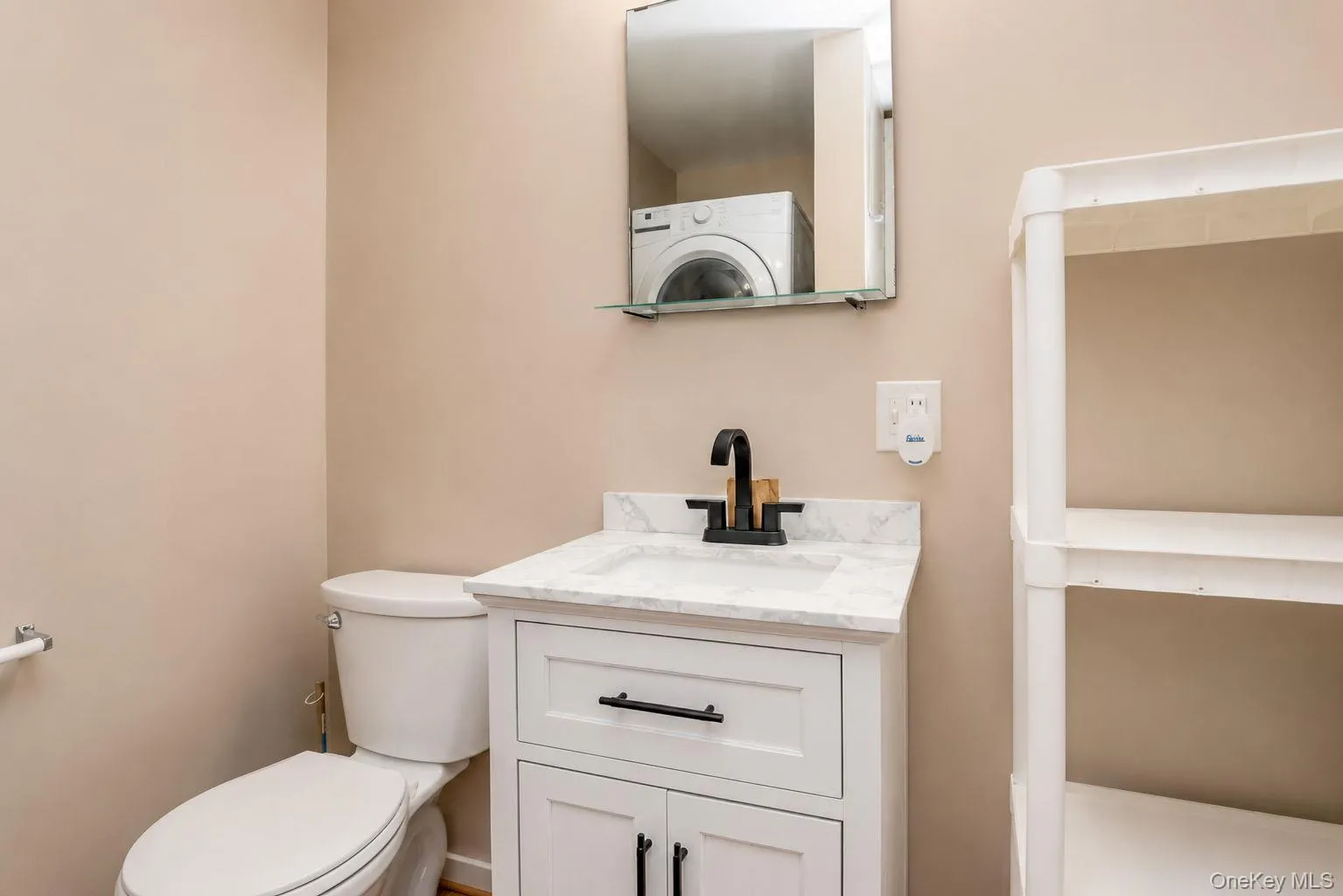 69 Glazer Drive, Wallkill, NY, 1 Bedroom Bedrooms, 5 Rooms Rooms,1 BathroomBathrooms,Residential,For Rent,Glazer,0,1034346 69 Glazer Drive, Wallkill, NY, 1 Bedroom Bedrooms, 5 Rooms Rooms,1 BathroomBathrooms,Residential,For Rent,Glazer,0,1034346