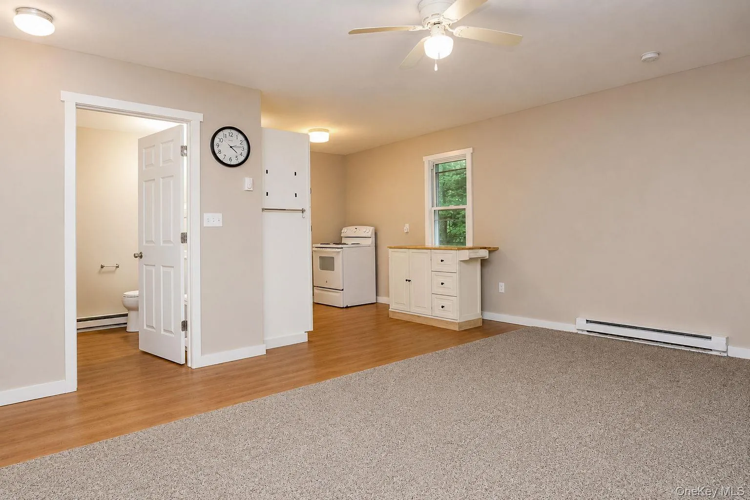 69 Glazer Drive, Wallkill, NY, 1 Bedroom Bedrooms, 5 Rooms Rooms,1 BathroomBathrooms,Residential,For Rent,Glazer,0,1034346 69 Glazer Drive, Wallkill, NY, 1 Bedroom Bedrooms, 5 Rooms Rooms,1 BathroomBathrooms,Residential,For Rent,Glazer,0,1034346