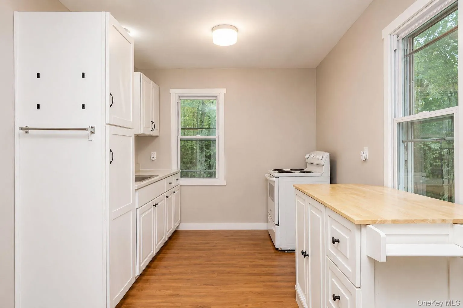 69 Glazer Drive, Wallkill, NY, 1 Bedroom Bedrooms, 5 Rooms Rooms,1 BathroomBathrooms,Residential,For Rent,Glazer,0,1034346 69 Glazer Drive, Wallkill, NY, 1 Bedroom Bedrooms, 5 Rooms Rooms,1 BathroomBathrooms,Residential,For Rent,Glazer,0,1034346