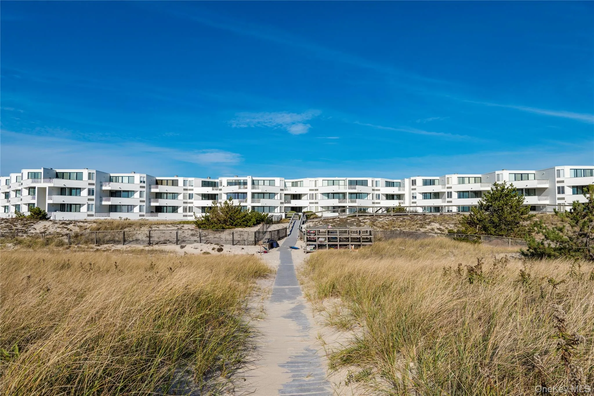 265 Dune Road, Southampton, NY, 2 Bedrooms Bedrooms, 3 Rooms Rooms,2 BathroomsBathrooms,Residential Lease,For Rent,Dune,0,1034349 265 Dune Road, Southampton, NY, 2 Bedrooms Bedrooms, 3 Rooms Rooms,2 BathroomsBathrooms,Residential Lease,For Rent,Dune,0,1034349