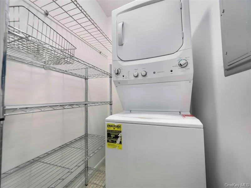 494 Sierra Vista Lane, Clarkstown, NY, 1 Bedroom Bedrooms, 4 Rooms Rooms,1 BathroomBathrooms,Residential,For Rent,Sierra Vista,0,1034352 494 Sierra Vista Lane, Clarkstown, NY, 1 Bedroom Bedrooms, 4 Rooms Rooms,1 BathroomBathrooms,Residential,For Rent,Sierra Vista,0,1034352