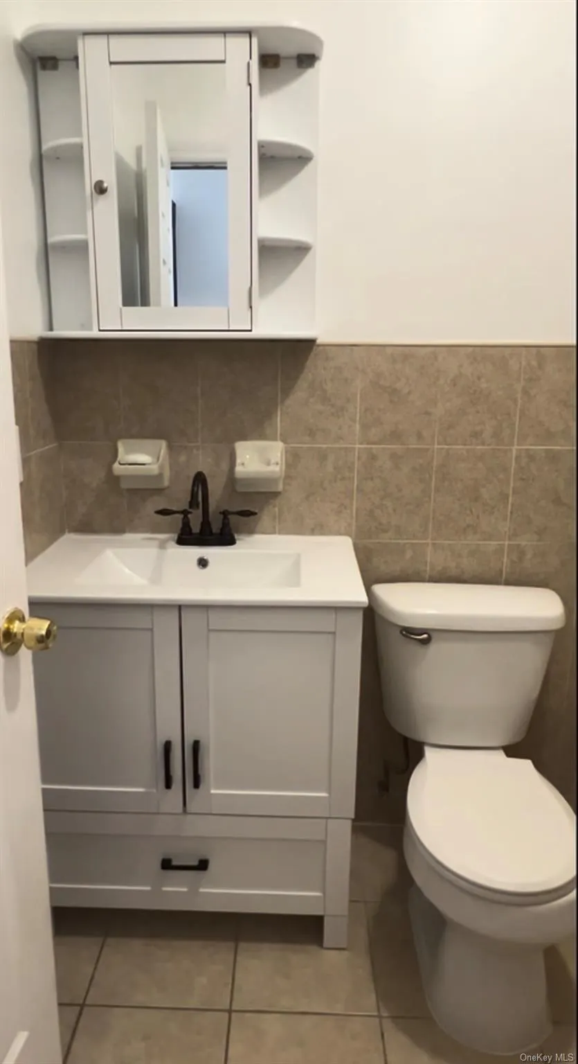 119-18 178th Place, New York, NY, 3 Bedrooms Bedrooms, 5 Rooms Rooms,2 BathroomsBathrooms,Residential Lease,For Rent,178th,0,1034354 119-18 178th Place, New York, NY, 3 Bedrooms Bedrooms, 5 Rooms Rooms,2 BathroomsBathrooms,Residential Lease,For Rent,178th,0,1034354