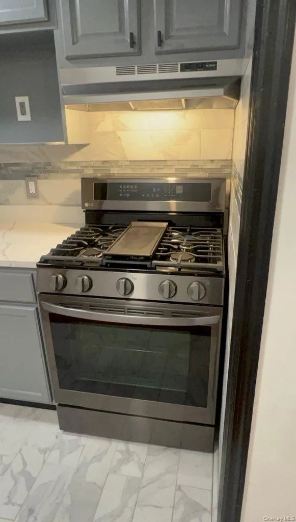 119-18 178th Place, New York, NY, 3 Bedrooms Bedrooms, 5 Rooms Rooms,2 BathroomsBathrooms,Residential Lease,For Rent,178th,0,1034354 119-18 178th Place, New York, NY, 3 Bedrooms Bedrooms, 5 Rooms Rooms,2 BathroomsBathrooms,Residential Lease,For Rent,178th,0,1034354