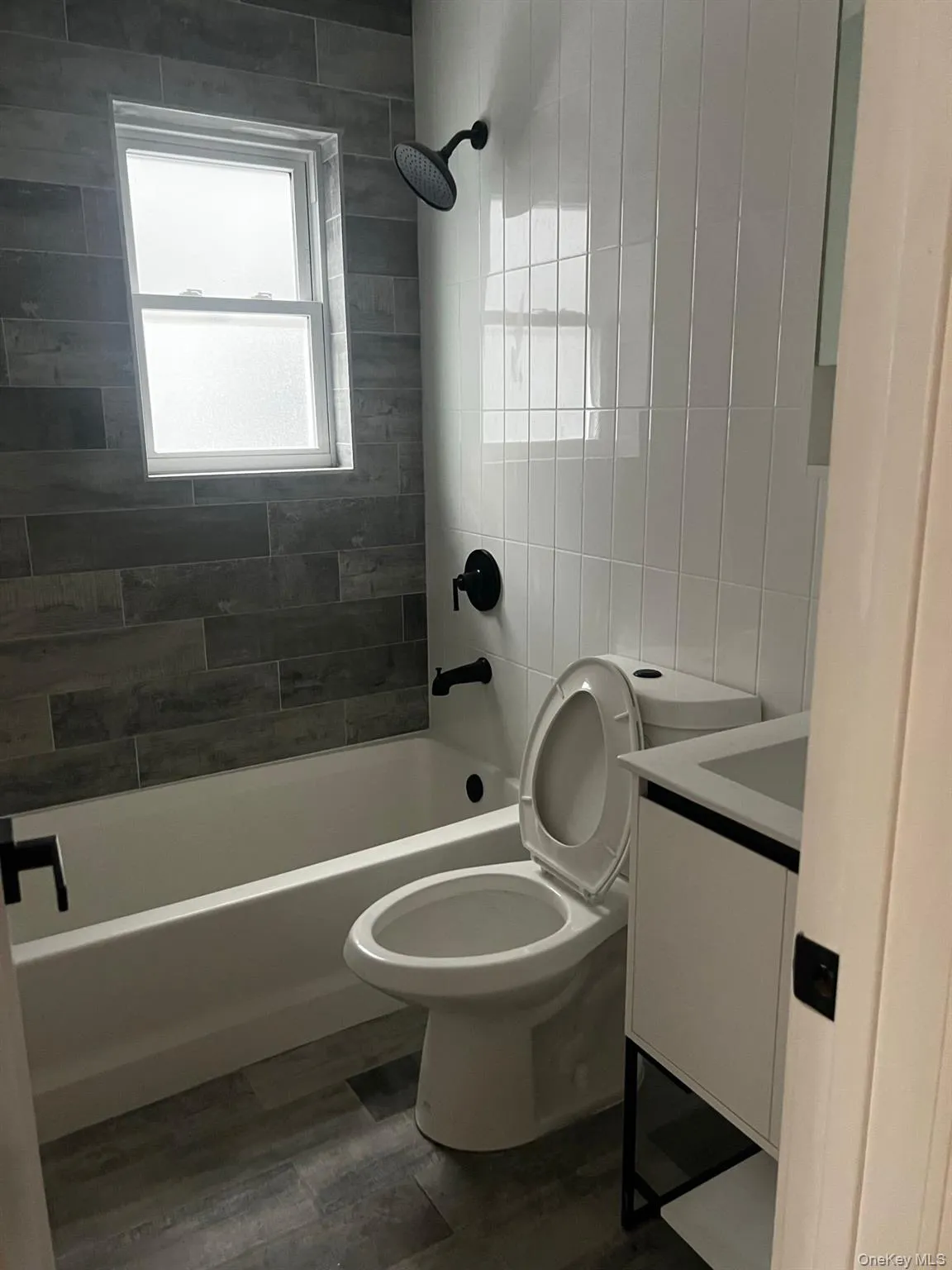 628 Beach Street, New York, NY, 3 Bedrooms Bedrooms, 5 Rooms Rooms,2 BathroomsBathrooms,Residential Lease,For Rent,Beach,0,1034357 628 Beach Street, New York, NY, 3 Bedrooms Bedrooms, 5 Rooms Rooms,2 BathroomsBathrooms,Residential Lease,For Rent,Beach,0,1034357