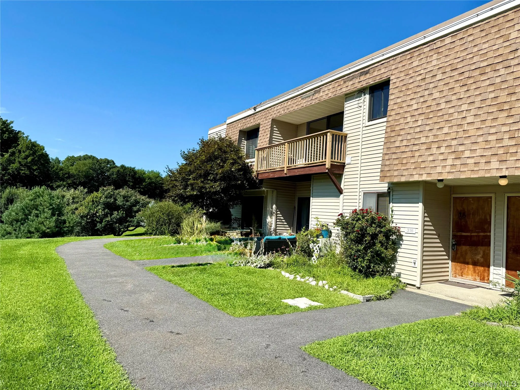 316 Vista On The Lake, Carmel, NY, 2 Bedrooms Bedrooms, 4 Rooms Rooms,1 BathroomBathrooms,Residential Lease,For Rent,Vista On The,0,1034360 316 Vista On The Lake, Carmel, NY, 2 Bedrooms Bedrooms, 4 Rooms Rooms,1 BathroomBathrooms,Residential Lease,For Rent,Vista On The,0,1034360