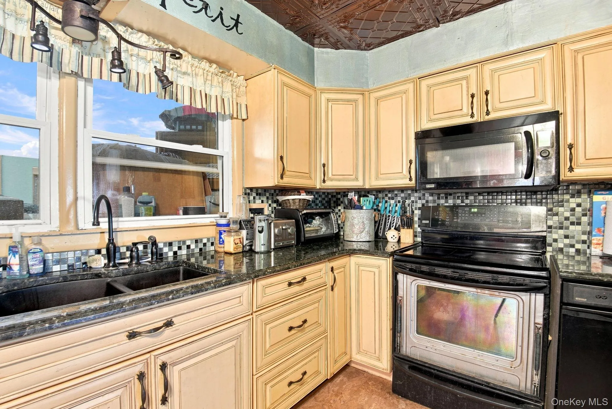 26 Monroe Drive, Poughkeepsie, NY, 3 Bedrooms Bedrooms, 7 Rooms Rooms,1 BathroomBathrooms,Residential,For Rent,Monroe,0,1034364 26 Monroe Drive, Poughkeepsie, NY, 3 Bedrooms Bedrooms, 7 Rooms Rooms,1 BathroomBathrooms,Residential,For Rent,Monroe,0,1034364