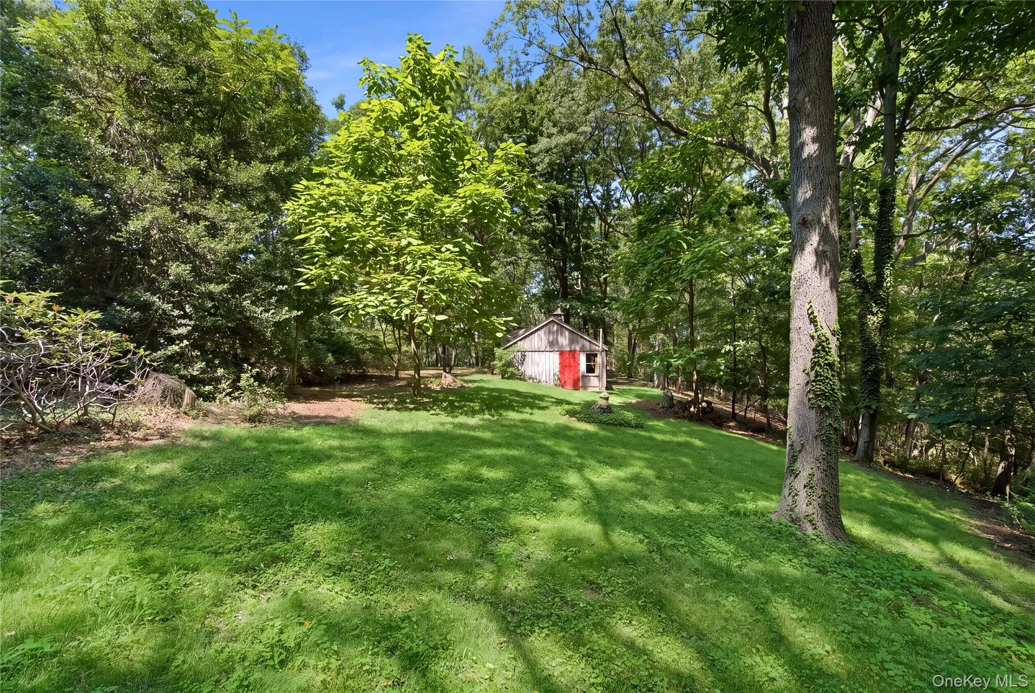 The Woodsy Grounds Offer A Peaceful Retreat with Walking Trails The Woodsy Grounds Offer A Peaceful Retreat with Walking Trails