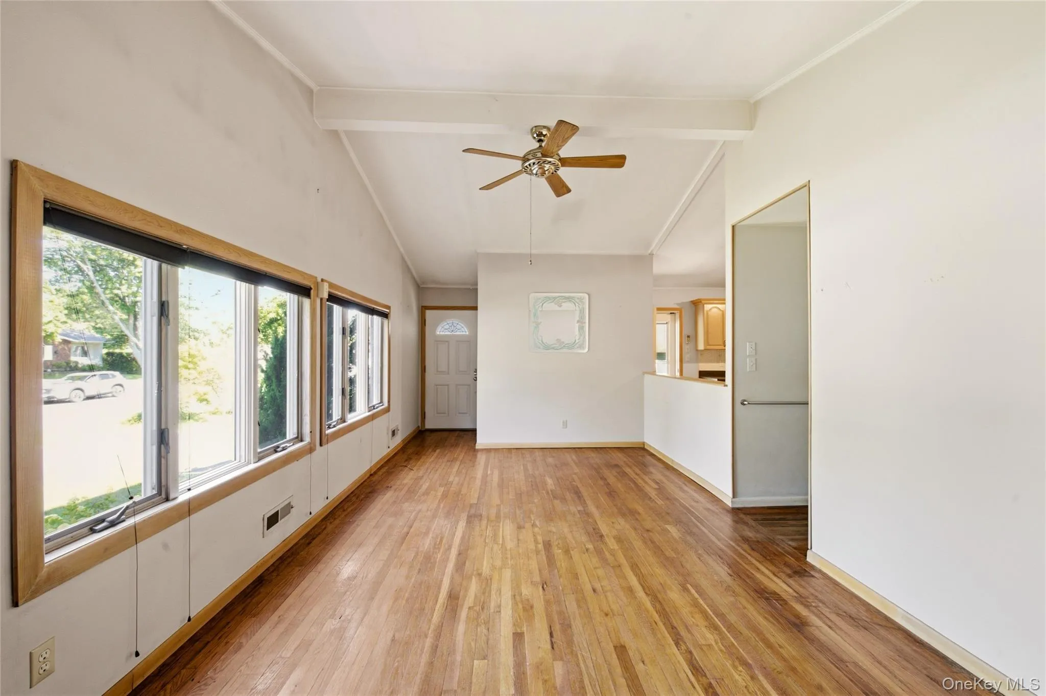 29 Penn Drive, Smithtown, NY, 4 Bedrooms Bedrooms, 6 Rooms Rooms,1 BathroomBathrooms,Residential,For Rent,Penn,0,1034371 29 Penn Drive, Smithtown, NY, 4 Bedrooms Bedrooms, 6 Rooms Rooms,1 BathroomBathrooms,Residential,For Rent,Penn,0,1034371