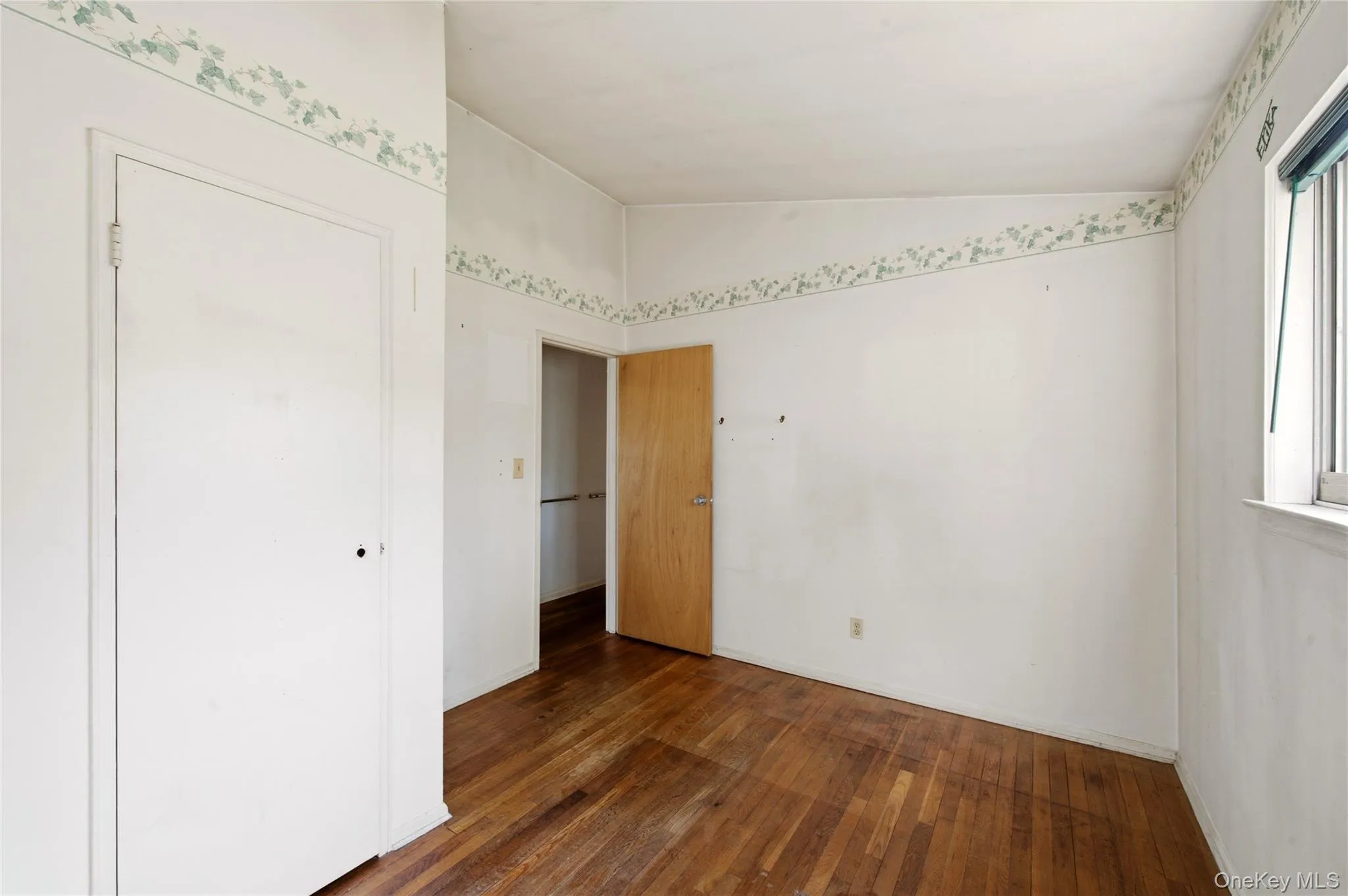 29 Penn Drive, Smithtown, NY, 4 Bedrooms Bedrooms, 6 Rooms Rooms,1 BathroomBathrooms,Residential,For Rent,Penn,0,1034371 29 Penn Drive, Smithtown, NY, 4 Bedrooms Bedrooms, 6 Rooms Rooms,1 BathroomBathrooms,Residential,For Rent,Penn,0,1034371