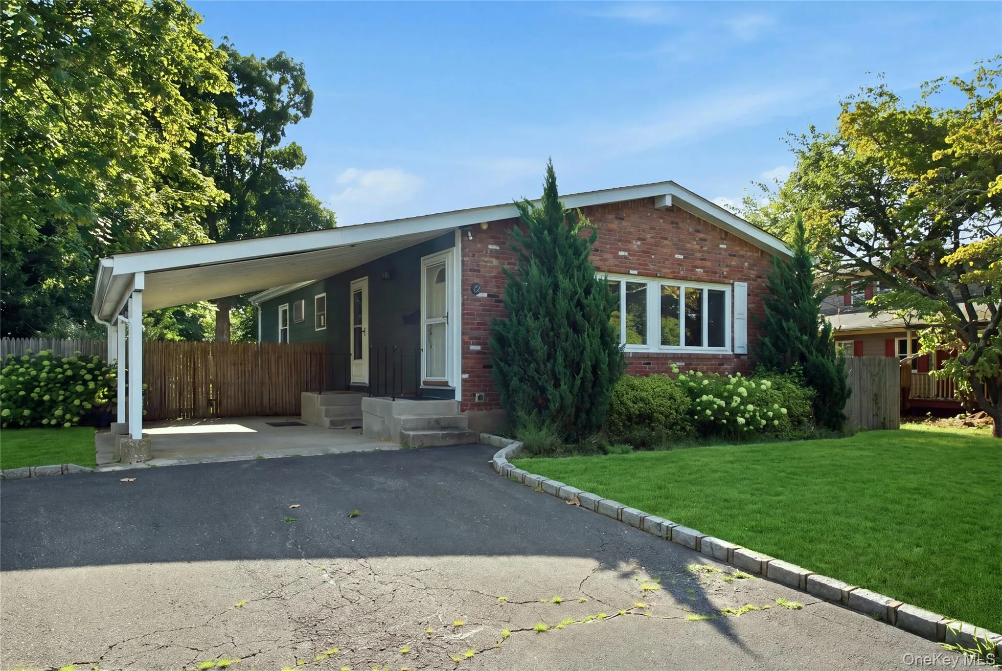 29 Penn Drive, Smithtown, NY, 4 Bedrooms Bedrooms, 6 Rooms Rooms,1 BathroomBathrooms,Residential,For Rent,Penn,0,1034371 29 Penn Drive, Smithtown, NY, 4 Bedrooms Bedrooms, 6 Rooms Rooms,1 BathroomBathrooms,Residential,For Rent,Penn,0,1034371