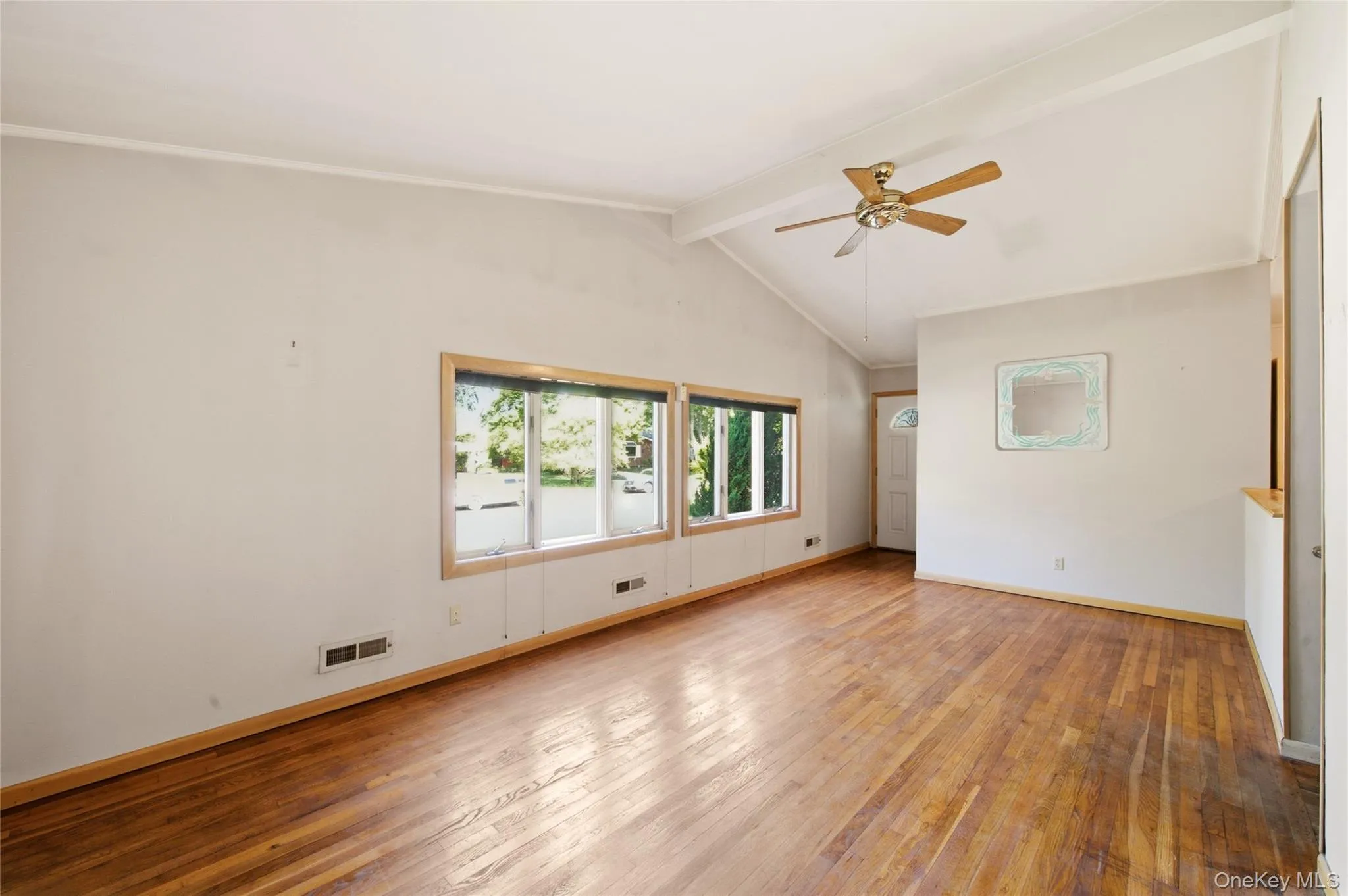 29 Penn Drive, Smithtown, NY, 4 Bedrooms Bedrooms, 6 Rooms Rooms,1 BathroomBathrooms,Residential,For Rent,Penn,0,1034371 29 Penn Drive, Smithtown, NY, 4 Bedrooms Bedrooms, 6 Rooms Rooms,1 BathroomBathrooms,Residential,For Rent,Penn,0,1034371
