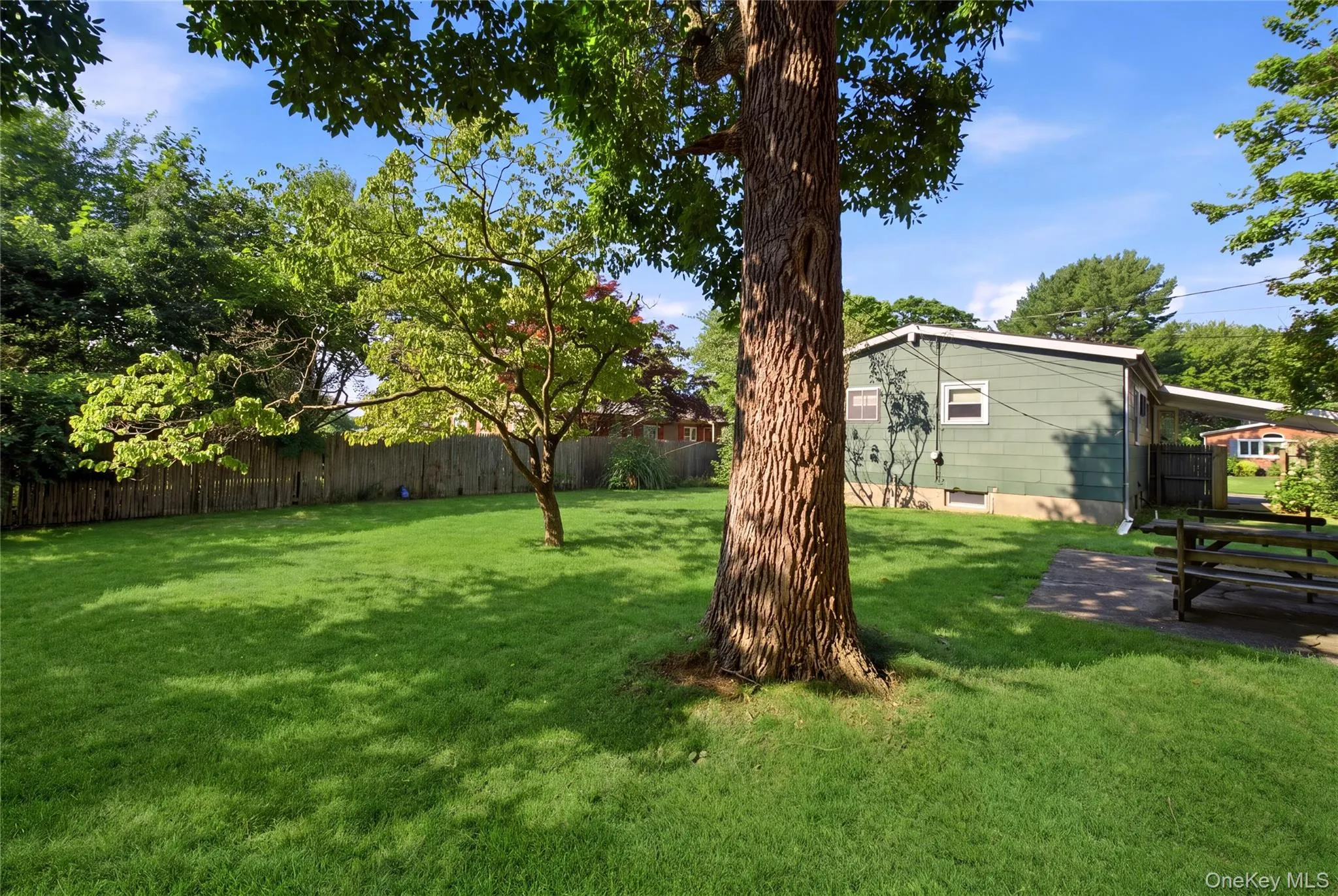 29 Penn Drive, Smithtown, NY, 4 Bedrooms Bedrooms, 6 Rooms Rooms,1 BathroomBathrooms,Residential,For Rent,Penn,0,1034371 29 Penn Drive, Smithtown, NY, 4 Bedrooms Bedrooms, 6 Rooms Rooms,1 BathroomBathrooms,Residential,For Rent,Penn,0,1034371
