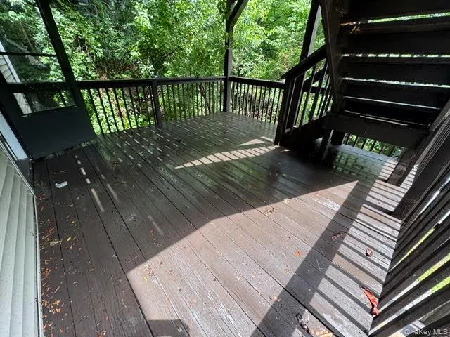 Other view of the deck. Other view of the deck.