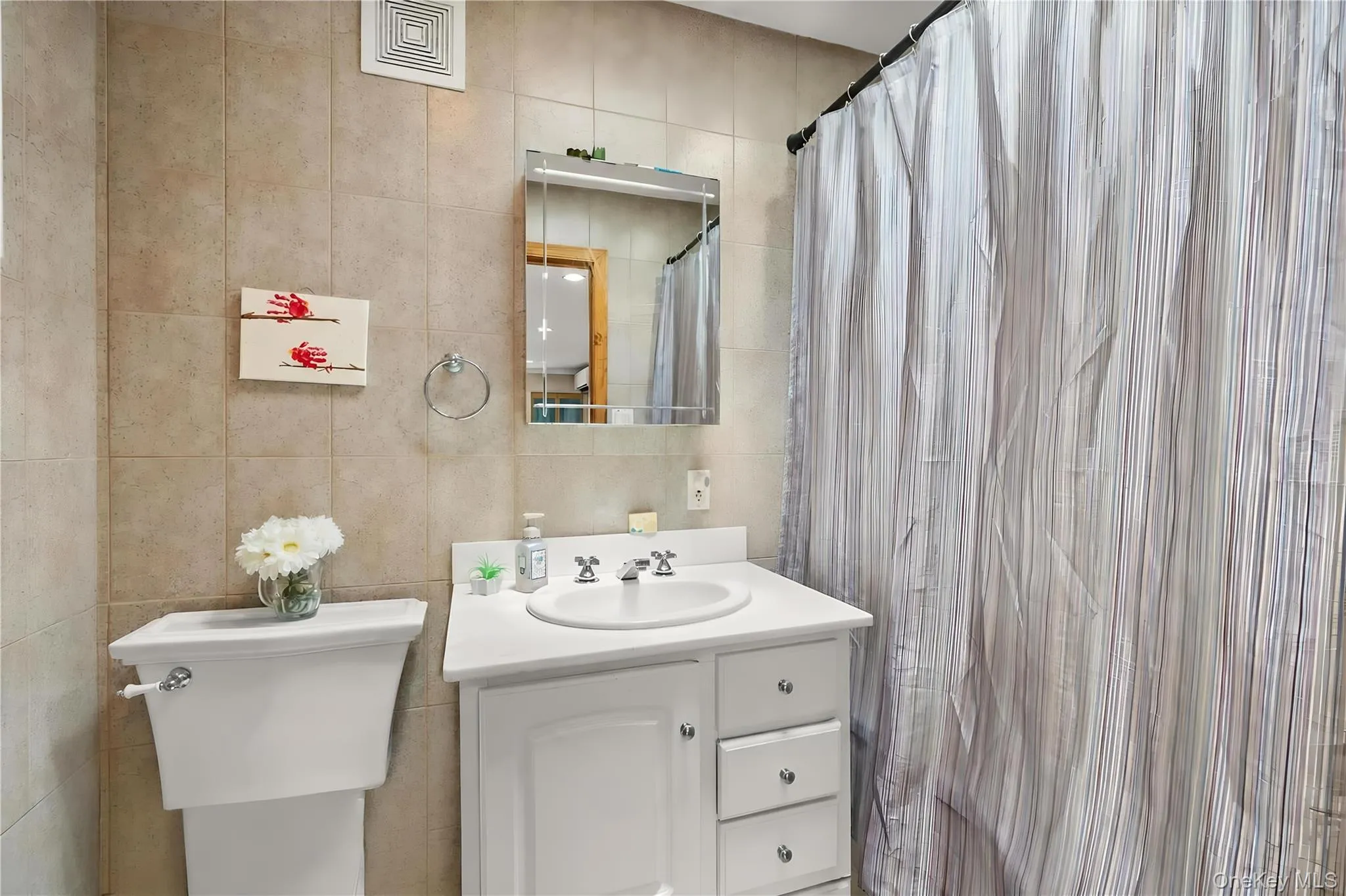 47 Cove Lane, Hempstead, NY, 4 Bedrooms Bedrooms, 7 Rooms Rooms,2 BathroomsBathrooms,Residential,For Rent,Cove,0,1034378 47 Cove Lane, Hempstead, NY, 4 Bedrooms Bedrooms, 7 Rooms Rooms,2 BathroomsBathrooms,Residential,For Rent,Cove,0,1034378