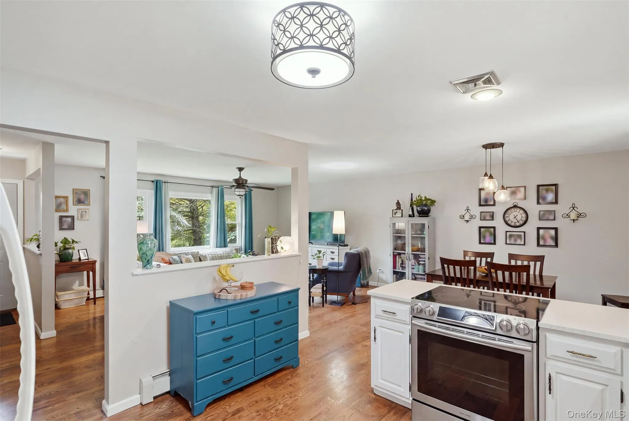 35 Beverly Drive, Warwick (town), NY, 2 Bedrooms Bedrooms, 9 Rooms Rooms,2 BathroomsBathrooms,Residential,For Rent,Beverly,0,1034381 35 Beverly Drive, Warwick (town), NY, 2 Bedrooms Bedrooms, 9 Rooms Rooms,2 BathroomsBathrooms,Residential,For Rent,Beverly,0,1034381