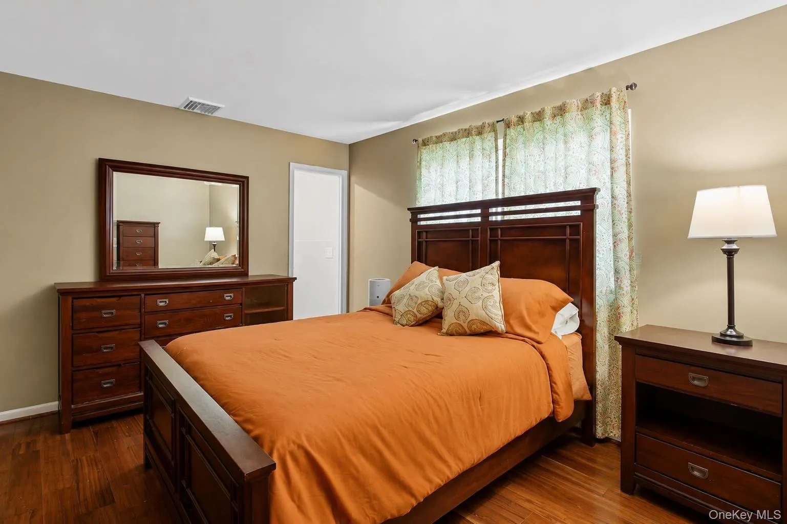 70 Kent Road, Wappinger, NY, 3 Bedrooms Bedrooms, 8 Rooms Rooms,3 BathroomsBathrooms,Residential,For Rent,Kent,0,1034384 70 Kent Road, Wappinger, NY, 3 Bedrooms Bedrooms, 8 Rooms Rooms,3 BathroomsBathrooms,Residential,For Rent,Kent,0,1034384