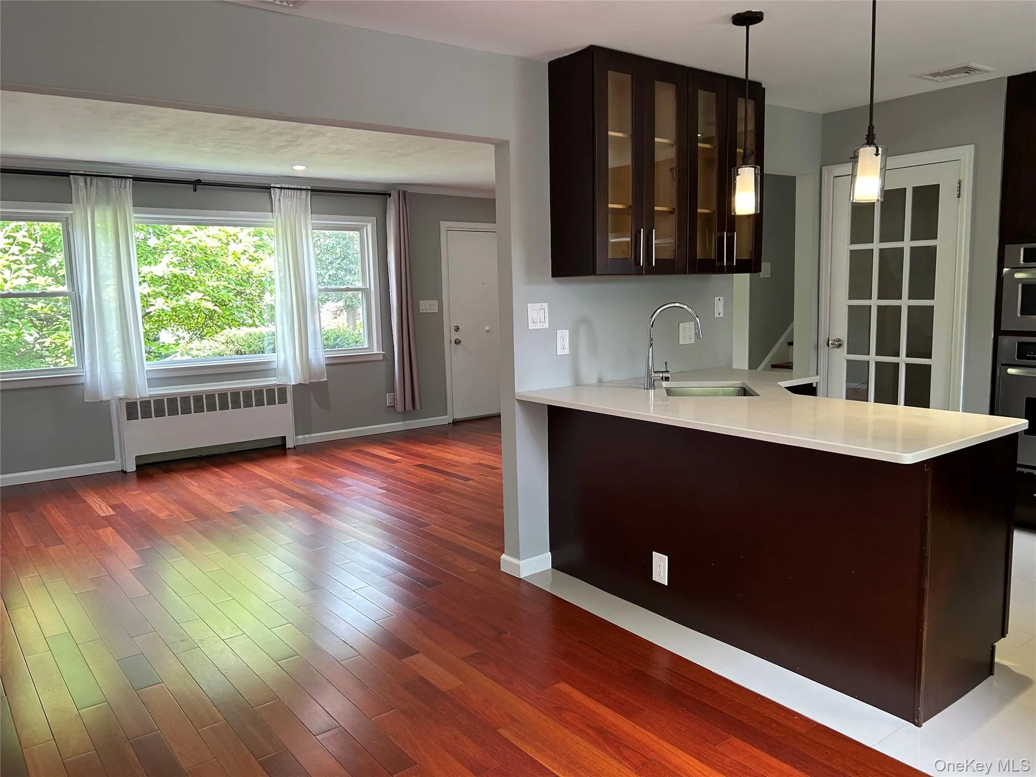 33 Ava Drive, Oyster Bay, NY, 3 Bedrooms Bedrooms, 7 Rooms Rooms,3 BathroomsBathrooms,Residential Lease,For Rent,Ava,0,1034391 33 Ava Drive, Oyster Bay, NY, 3 Bedrooms Bedrooms, 7 Rooms Rooms,3 BathroomsBathrooms,Residential Lease,For Rent,Ava,0,1034391