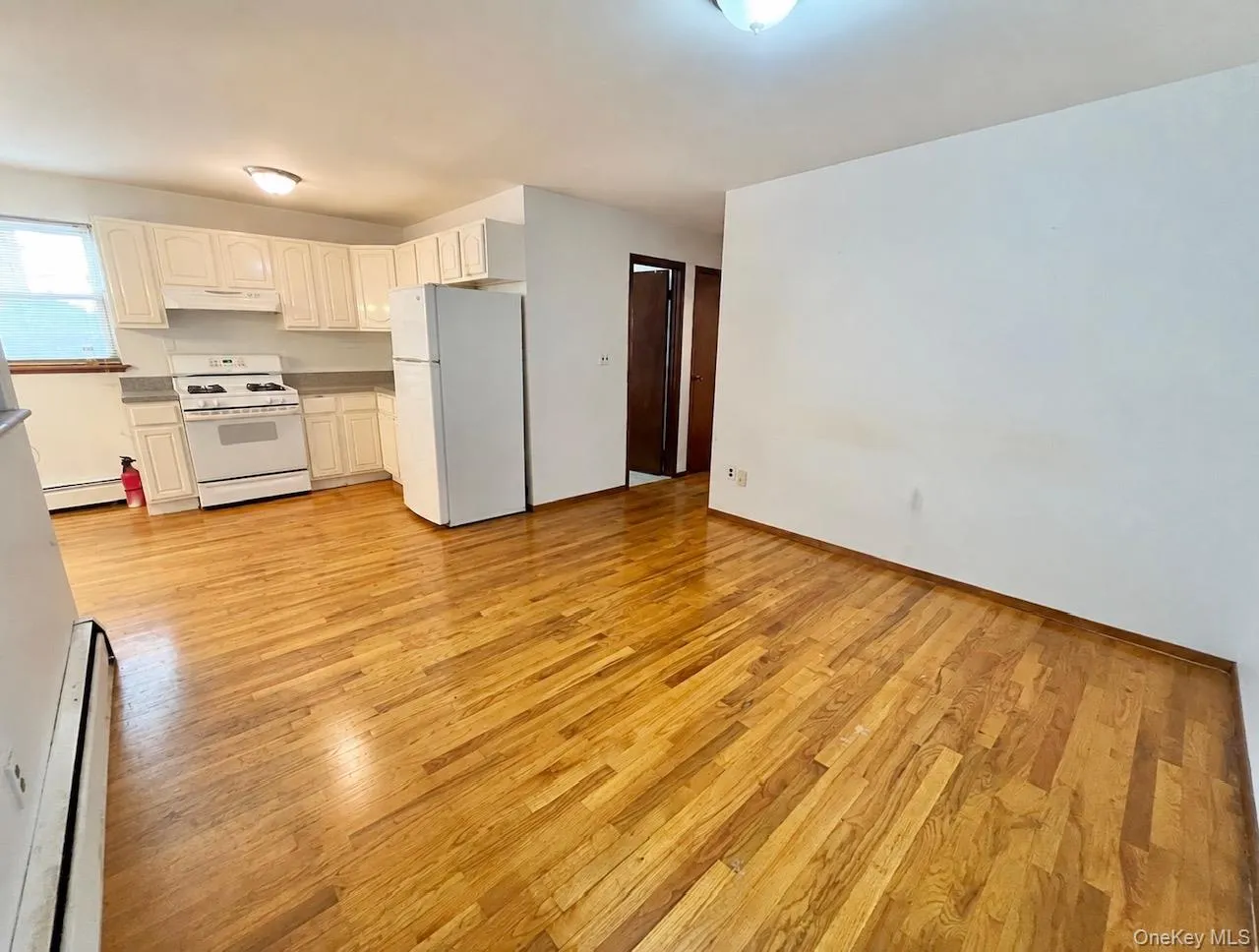 66 Oak Street, Rye Town, NY, 2 Bedrooms Bedrooms, 4 Rooms Rooms,1 BathroomBathrooms,Residential Lease,For Rent,Oak,0,1034398 66 Oak Street, Rye Town, NY, 2 Bedrooms Bedrooms, 4 Rooms Rooms,1 BathroomBathrooms,Residential Lease,For Rent,Oak,0,1034398