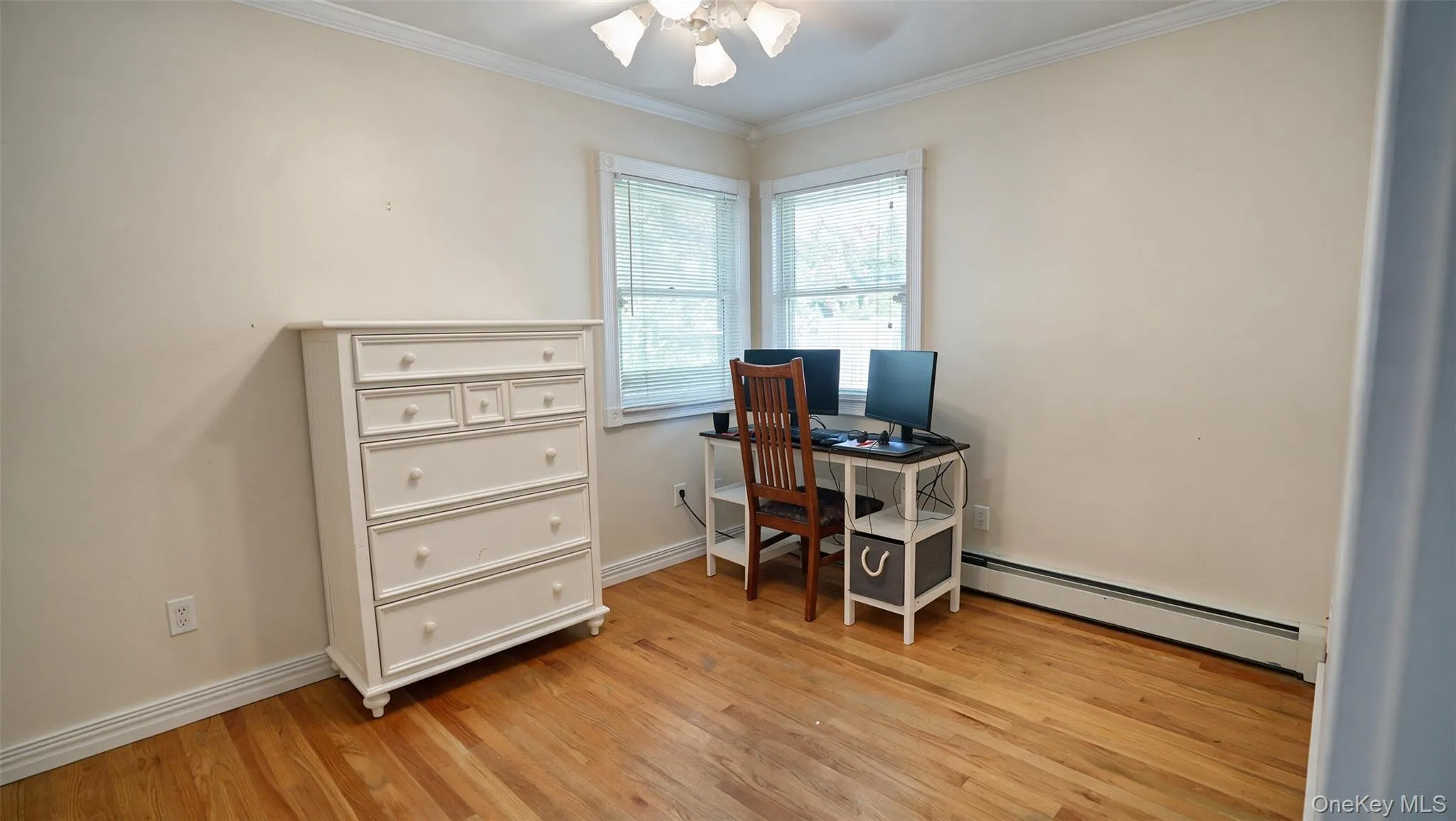 15 Marianna Place, Islip, NY, 4 Bedrooms Bedrooms, 7 Rooms Rooms,1 BathroomBathrooms,Residential,For Rent,Marianna,0,1034401 15 Marianna Place, Islip, NY, 4 Bedrooms Bedrooms, 7 Rooms Rooms,1 BathroomBathrooms,Residential,For Rent,Marianna,0,1034401