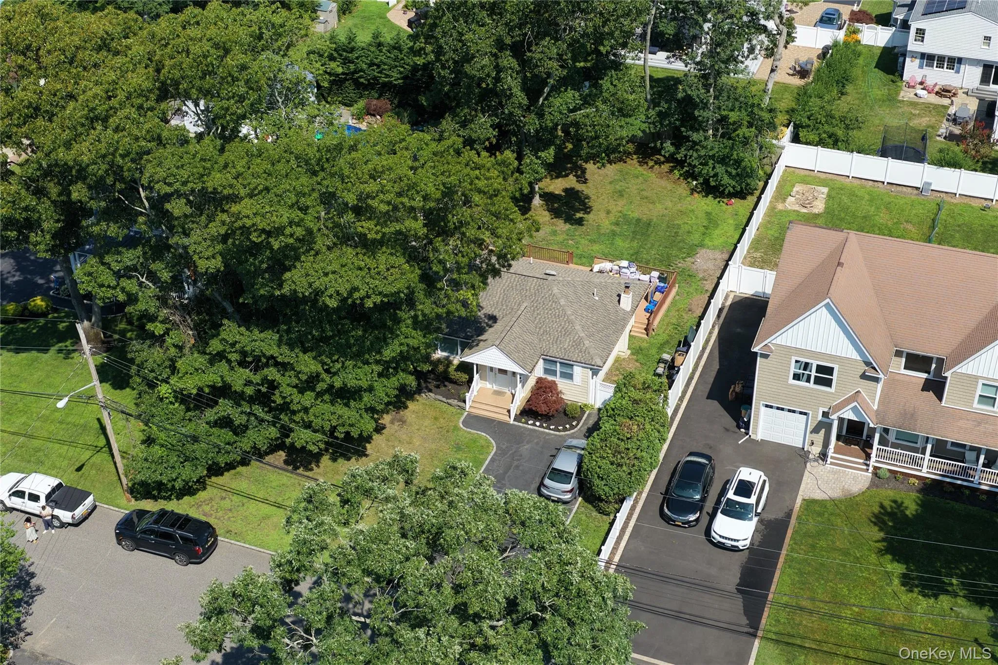 15 Marianna Place, Islip, NY, 4 Bedrooms Bedrooms, 7 Rooms Rooms,1 BathroomBathrooms,Residential,For Rent,Marianna,0,1034401 15 Marianna Place, Islip, NY, 4 Bedrooms Bedrooms, 7 Rooms Rooms,1 BathroomBathrooms,Residential,For Rent,Marianna,0,1034401
