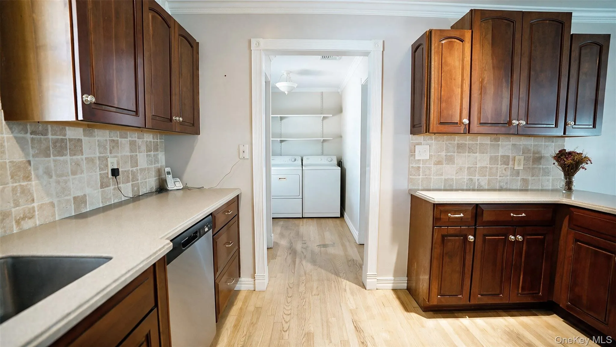 15 Marianna Place, Islip, NY, 4 Bedrooms Bedrooms, 7 Rooms Rooms,1 BathroomBathrooms,Residential,For Rent,Marianna,0,1034401 15 Marianna Place, Islip, NY, 4 Bedrooms Bedrooms, 7 Rooms Rooms,1 BathroomBathrooms,Residential,For Rent,Marianna,0,1034401