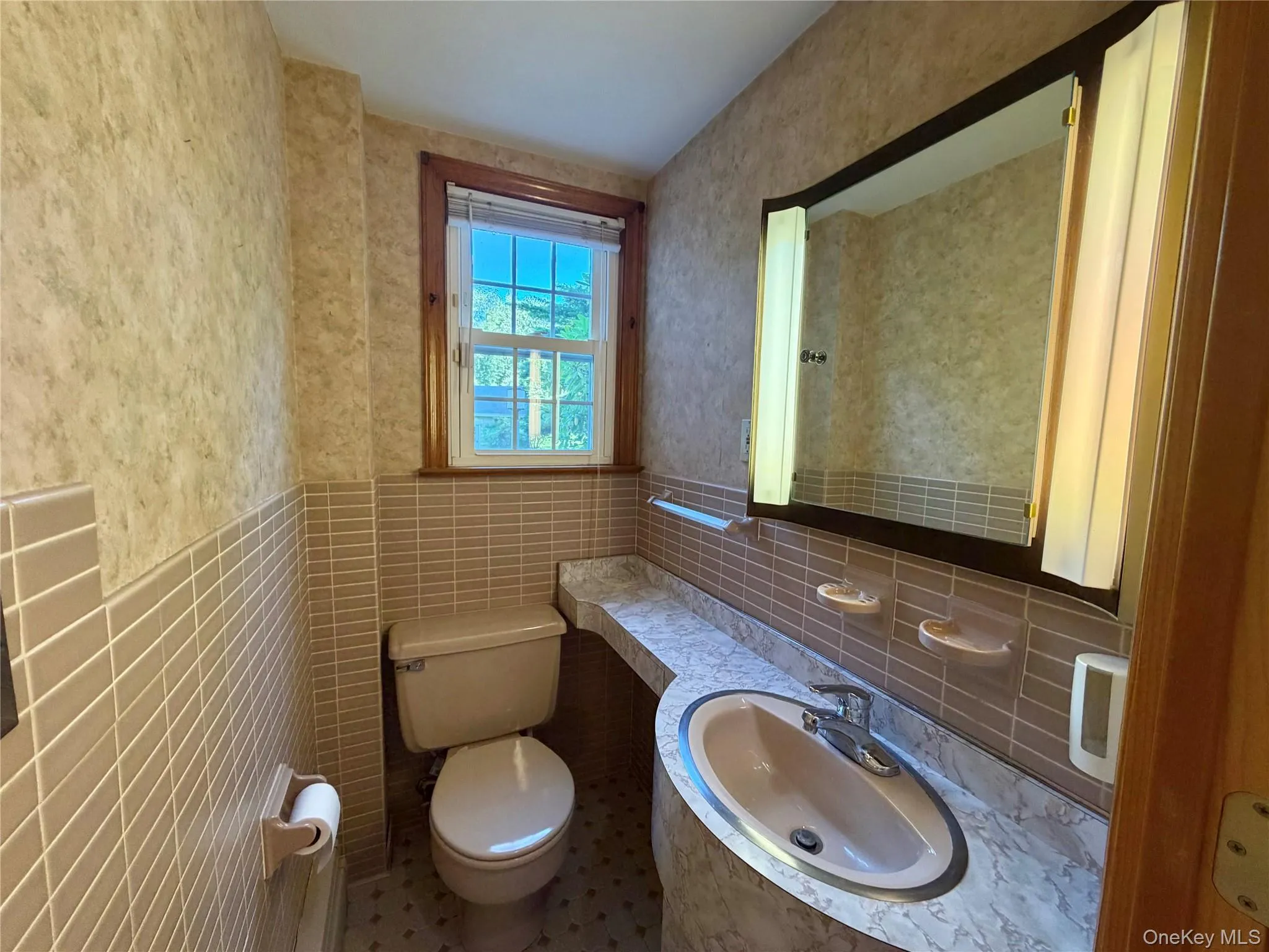 Half bath on 1st floor Half bath on 1st floor