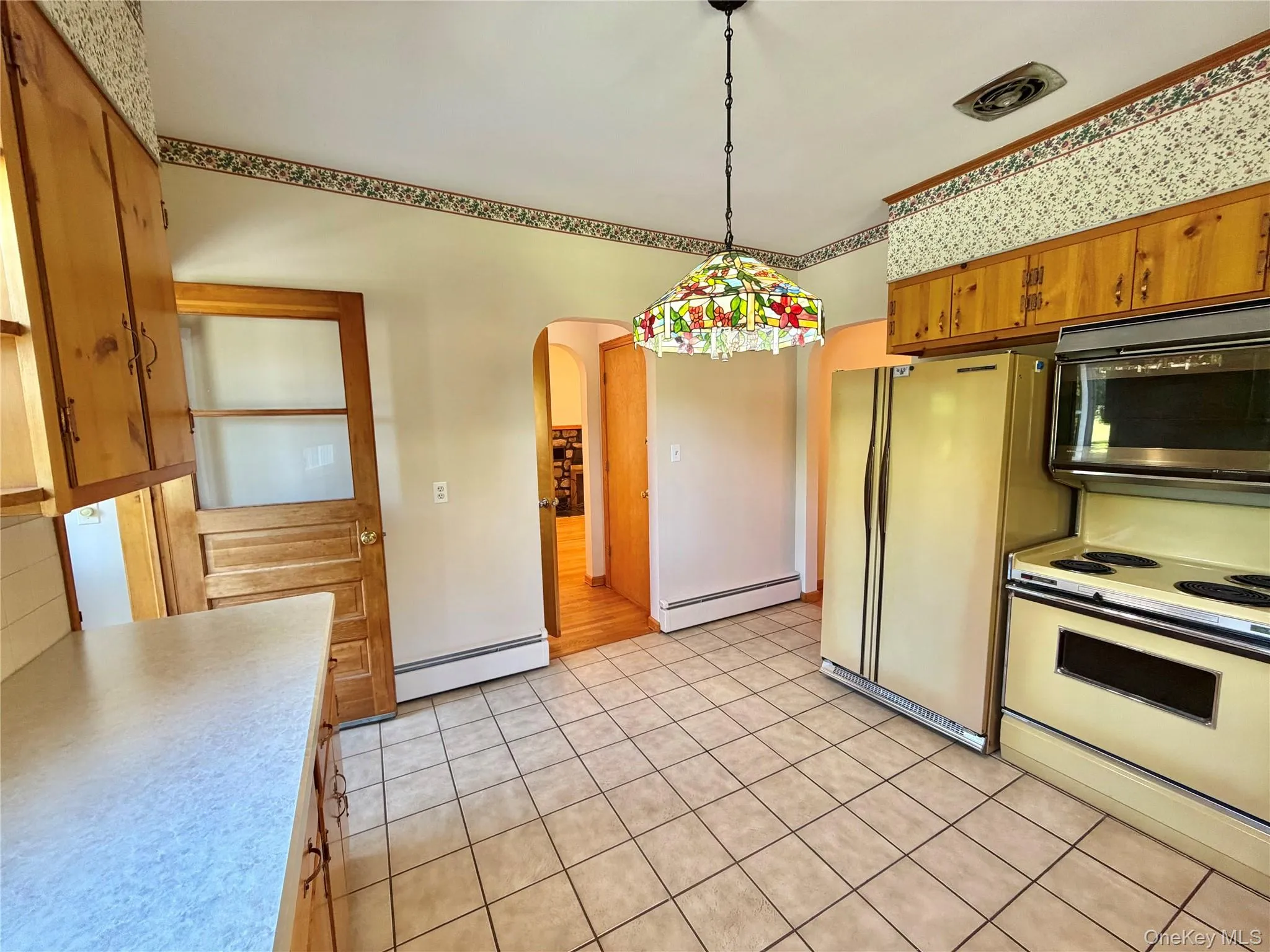 191 Putt Corners Road, New Paltz, NY, 3 Bedrooms Bedrooms, 7 Rooms Rooms,1 BathroomBathrooms,Residential Lease,For Rent,Putt Corners,0,1034402 191 Putt Corners Road, New Paltz, NY, 3 Bedrooms Bedrooms, 7 Rooms Rooms,1 BathroomBathrooms,Residential Lease,For Rent,Putt Corners,0,1034402