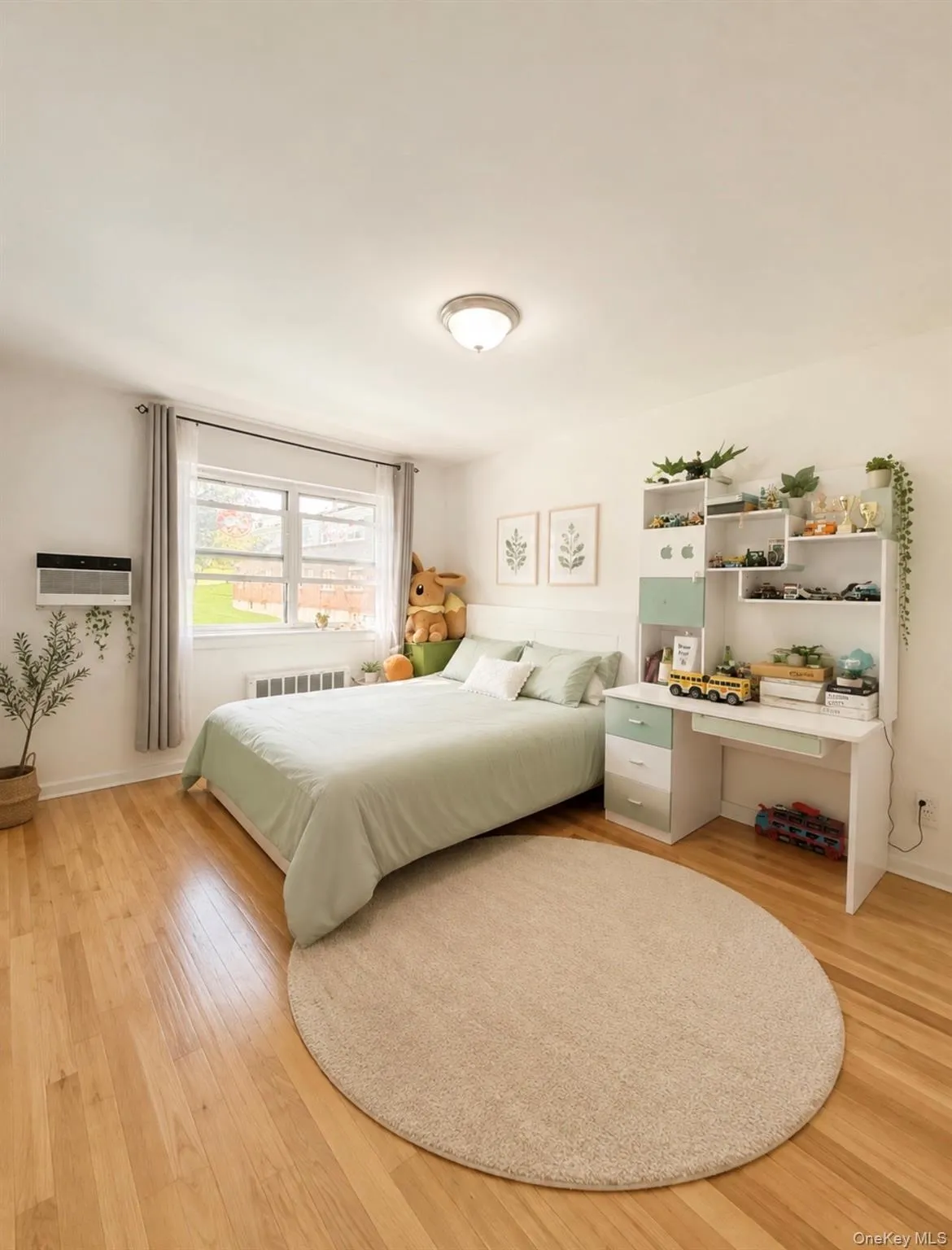 15229 Jewel Avenue, New York, NY, 2 Bedrooms Bedrooms, 4 Rooms Rooms,1 BathroomBathrooms,Residential,For Rent,Jewel,0,1034407 15229 Jewel Avenue, New York, NY, 2 Bedrooms Bedrooms, 4 Rooms Rooms,1 BathroomBathrooms,Residential,For Rent,Jewel,0,1034407
