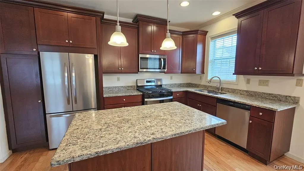 105 Canter Court, Goshen, NY, 2 Bedrooms Bedrooms, 5 Rooms Rooms,2 BathroomsBathrooms,Residential Lease,For Rent,Canter,0,1034410 105 Canter Court, Goshen, NY, 2 Bedrooms Bedrooms, 5 Rooms Rooms,2 BathroomsBathrooms,Residential Lease,For Rent,Canter,0,1034410