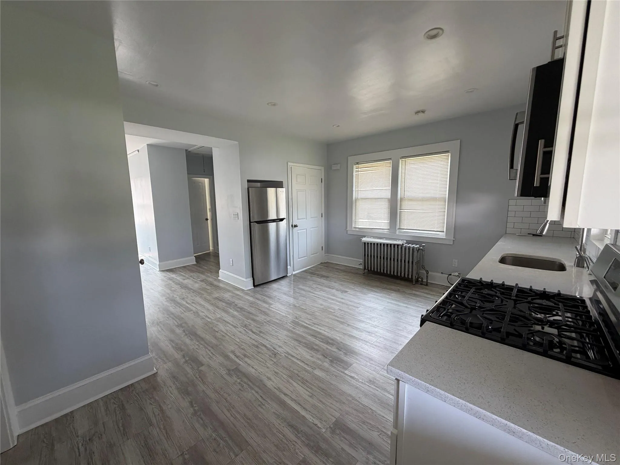 39 Wolfle Street, Glen Cove, NY, 2 Bedrooms Bedrooms, 4 Rooms Rooms,1 BathroomBathrooms,Residential Lease,For Rent,Wolfle,0,1034418 39 Wolfle Street, Glen Cove, NY, 2 Bedrooms Bedrooms, 4 Rooms Rooms,1 BathroomBathrooms,Residential Lease,For Rent,Wolfle,0,1034418