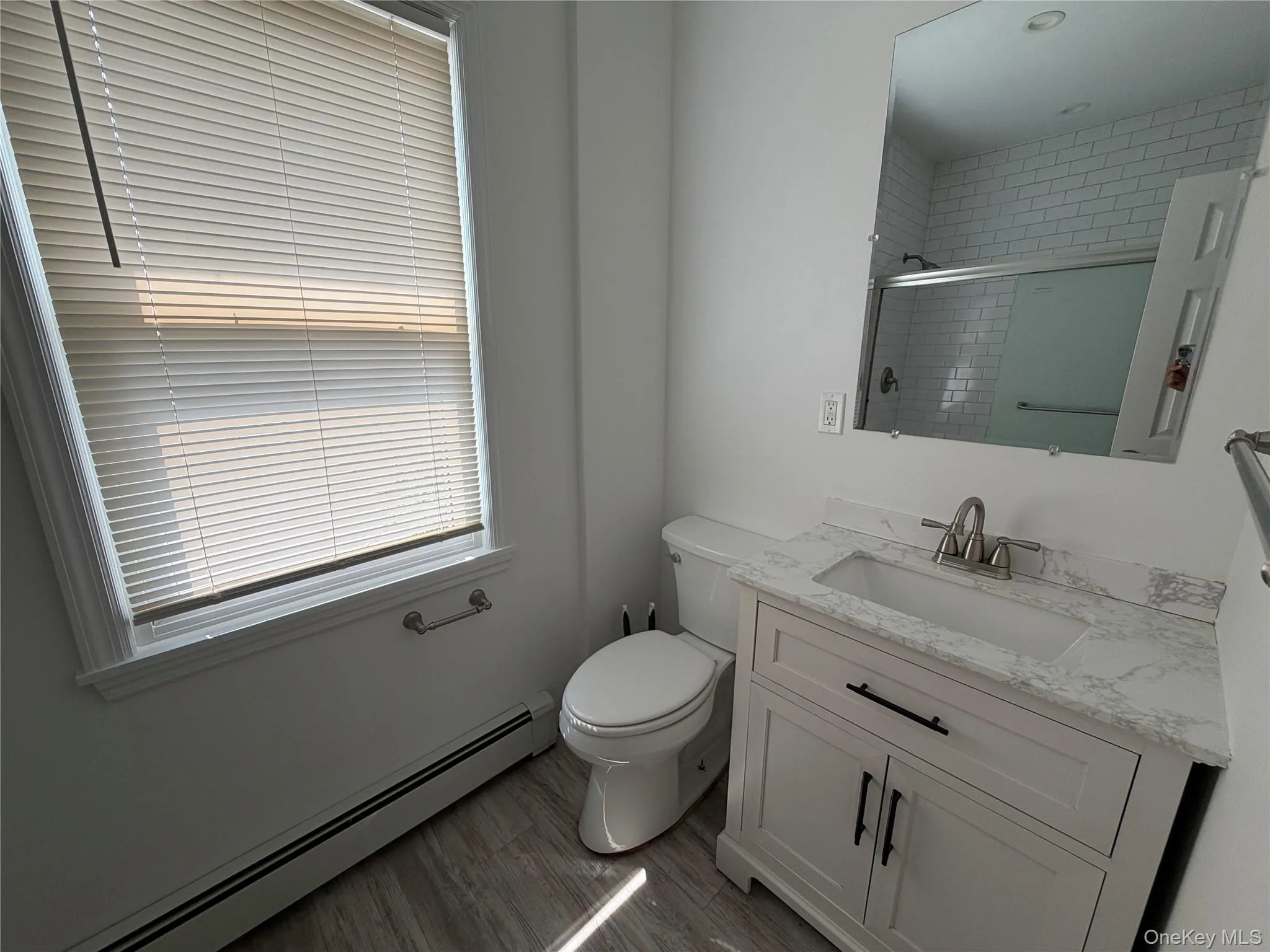 39 Wolfle Street, Glen Cove, NY, 2 Bedrooms Bedrooms, 4 Rooms Rooms,1 BathroomBathrooms,Residential Lease,For Rent,Wolfle,0,1034418 39 Wolfle Street, Glen Cove, NY, 2 Bedrooms Bedrooms, 4 Rooms Rooms,1 BathroomBathrooms,Residential Lease,For Rent,Wolfle,0,1034418
