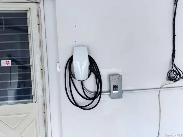 757 Leslie Lane, Hempstead, NY, 4 Bedrooms Bedrooms, 9 Rooms Rooms,2 BathroomsBathrooms,Residential Lease,For Rent,Leslie,0,1034420 757 Leslie Lane, Hempstead, NY, 4 Bedrooms Bedrooms, 9 Rooms Rooms,2 BathroomsBathrooms,Residential Lease,For Rent,Leslie,0,1034420